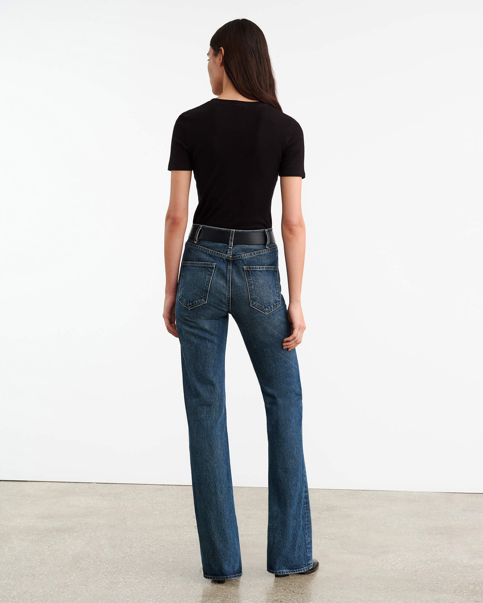 NILI LOTAN Slim Fit T-Shirt in Black