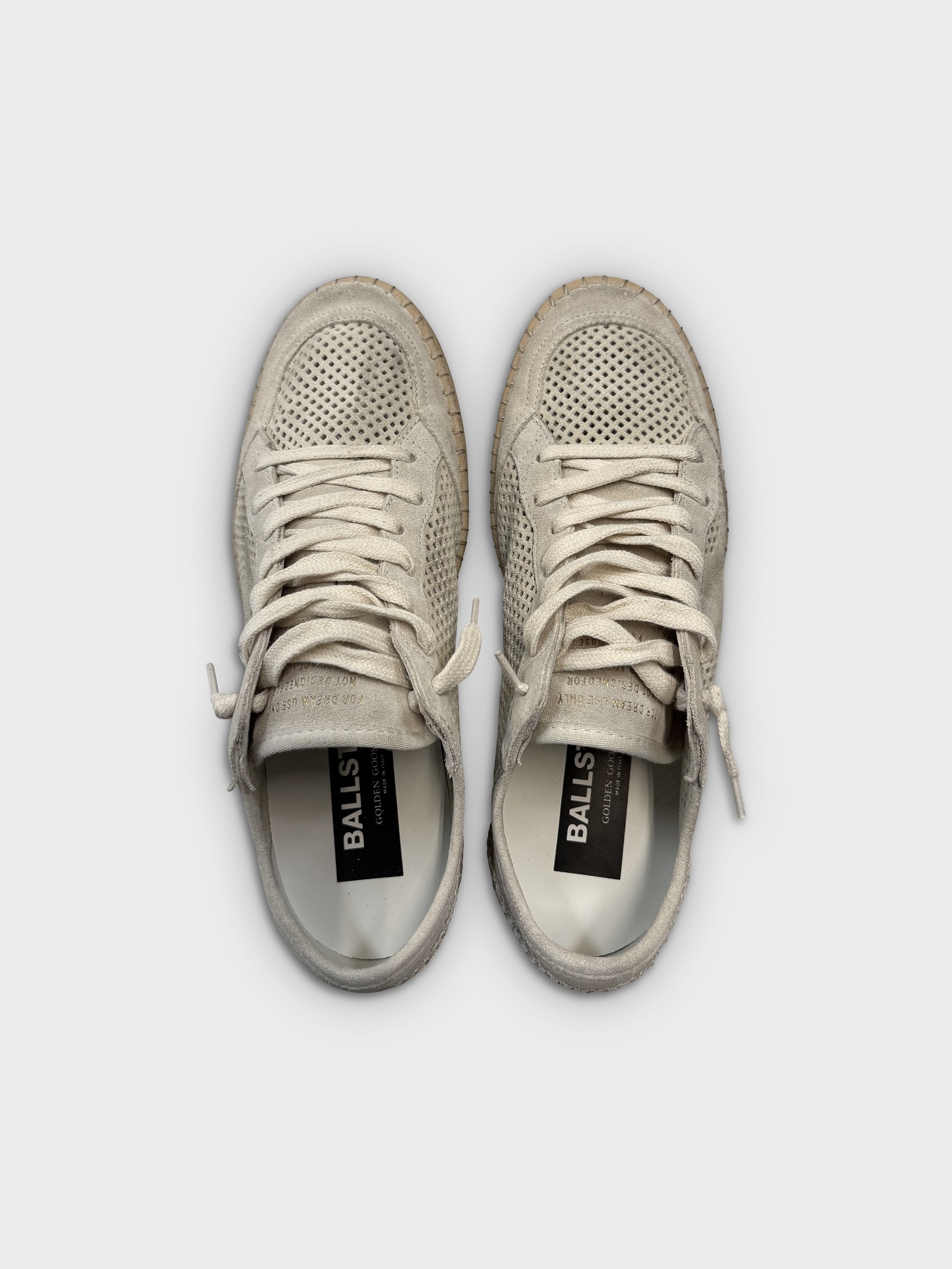 GOLDEN GOOSE Perforated Ballstar in Seedpearl