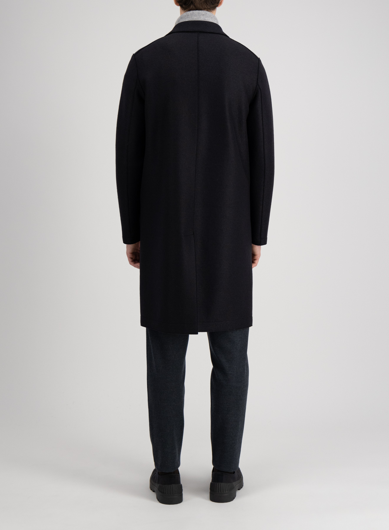 HARRIS WHARF Pressed Wool Overcoat in Black