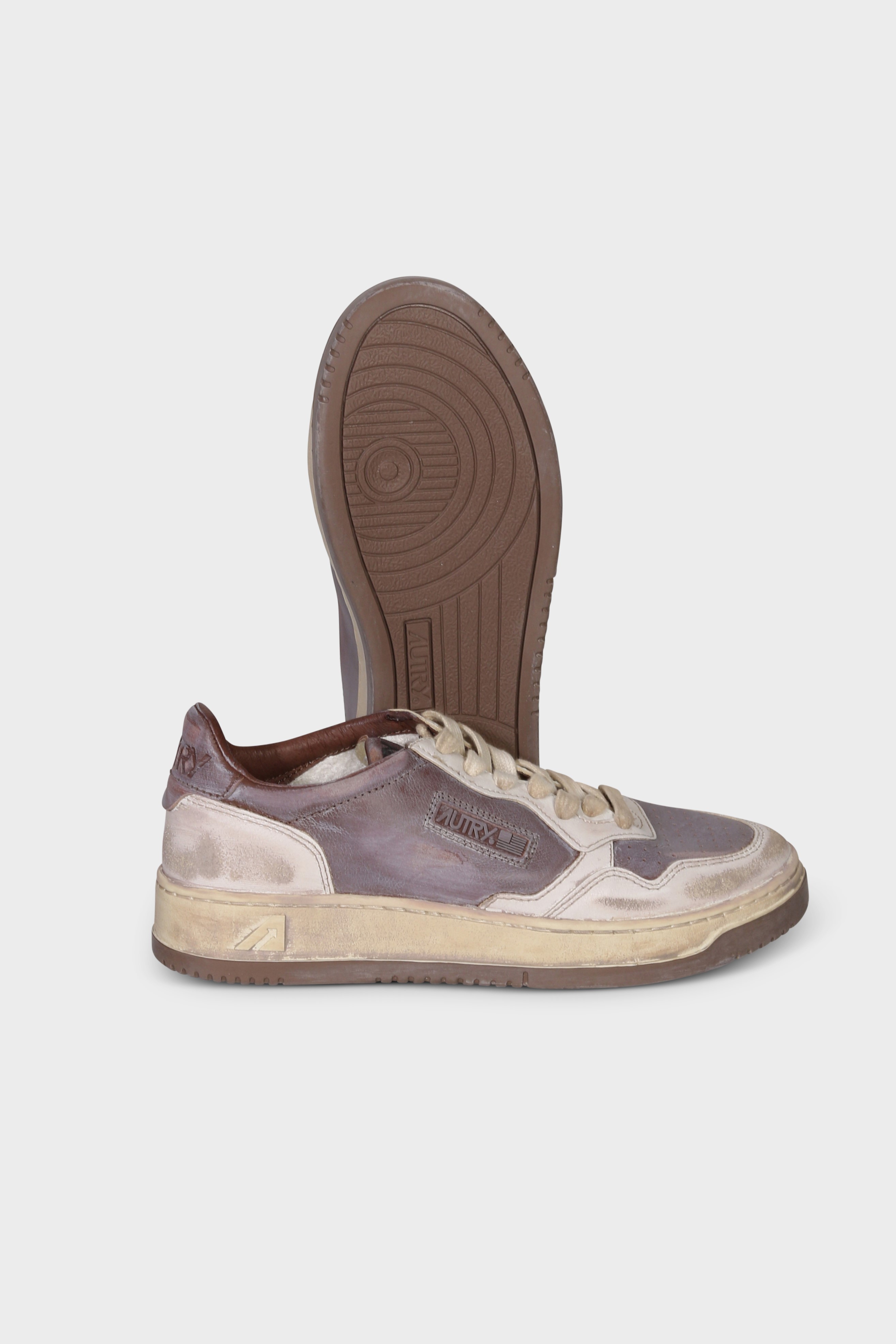 AUTRY ACTION SHOES Super Vintage Low Sneaker Mud/Patrige 47