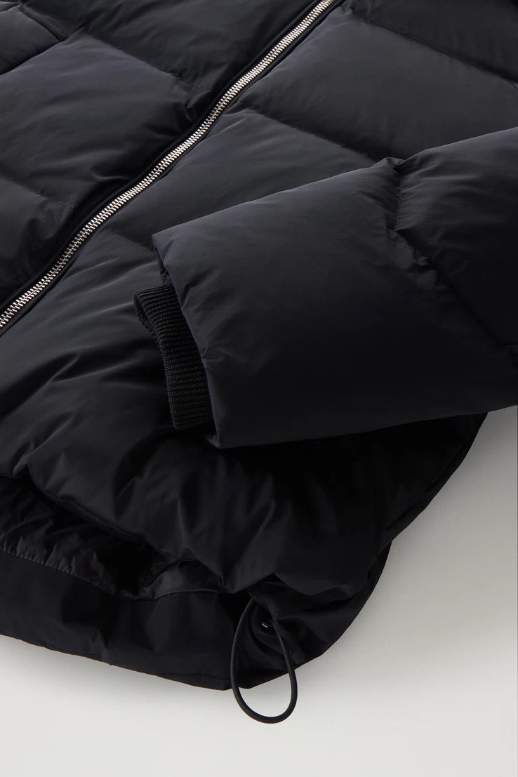WOOLRICH Alsea Short Down Puffer Jacket in Black XS