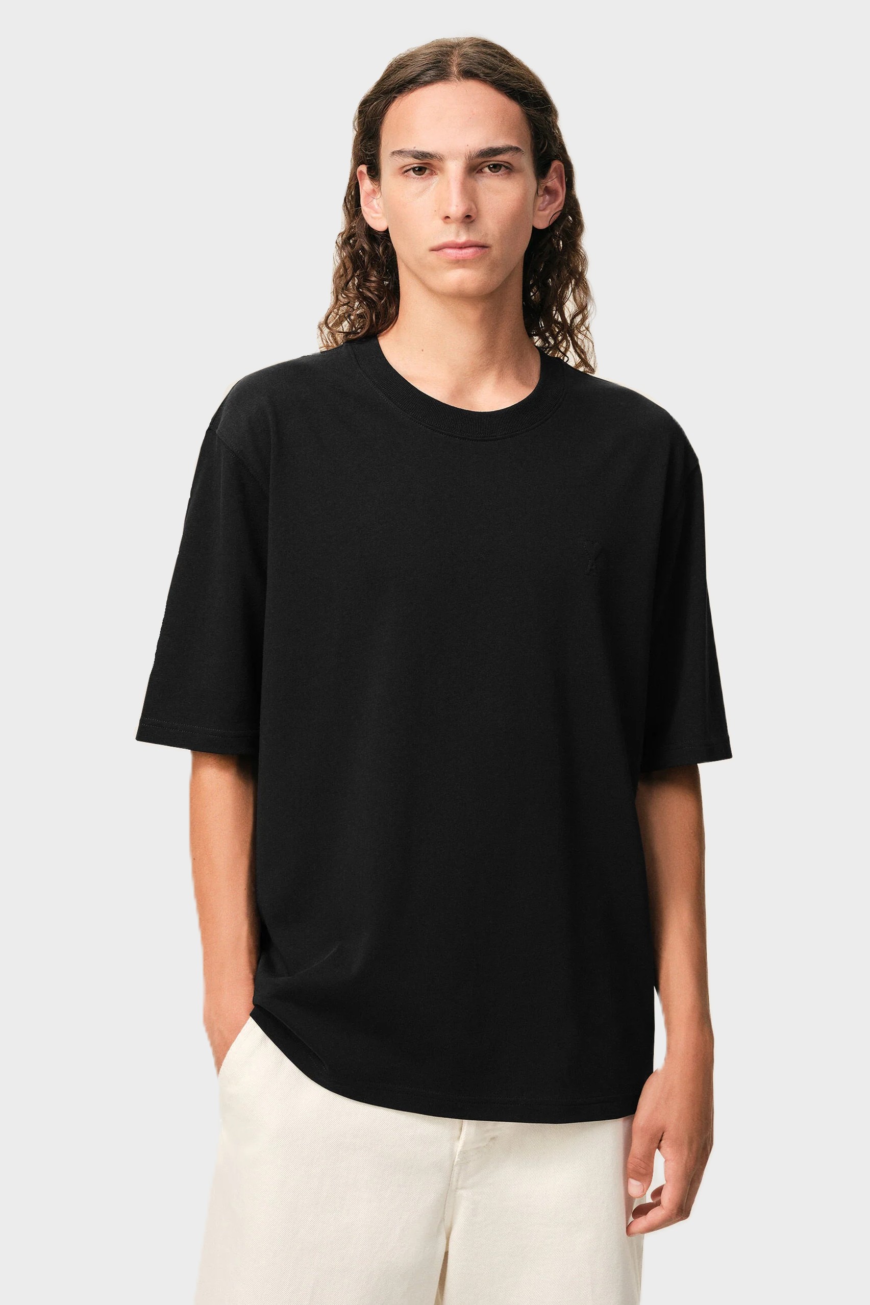AMI PARIS de Coeur Embossed T-Shirt in Black
