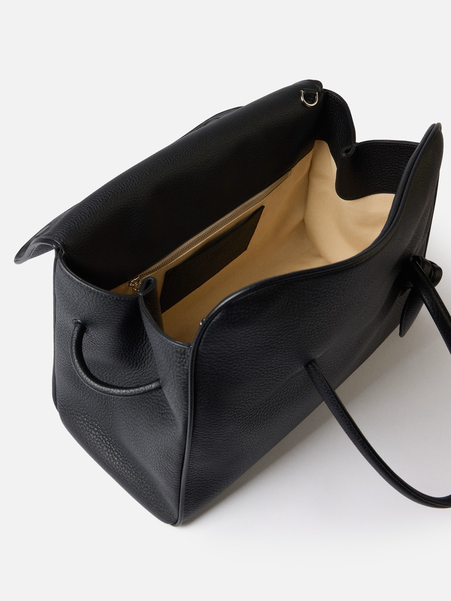 JACQUEMUS The Turismo Shopper in Black