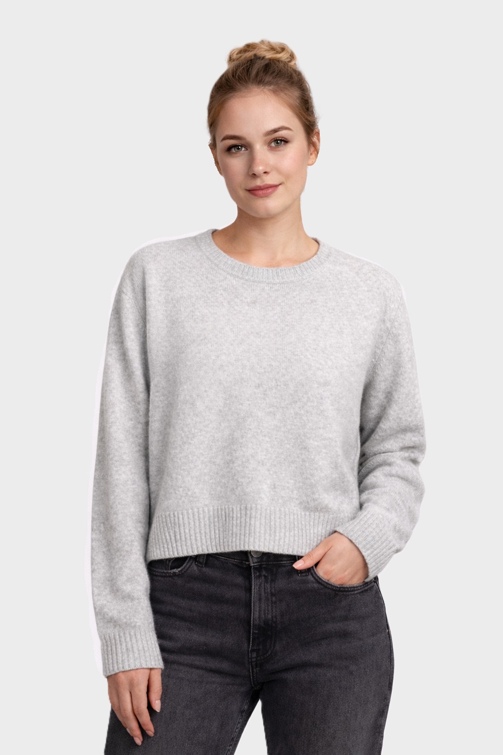 FLONA Cashmere Boxy Fit Sweater in Heather Grey