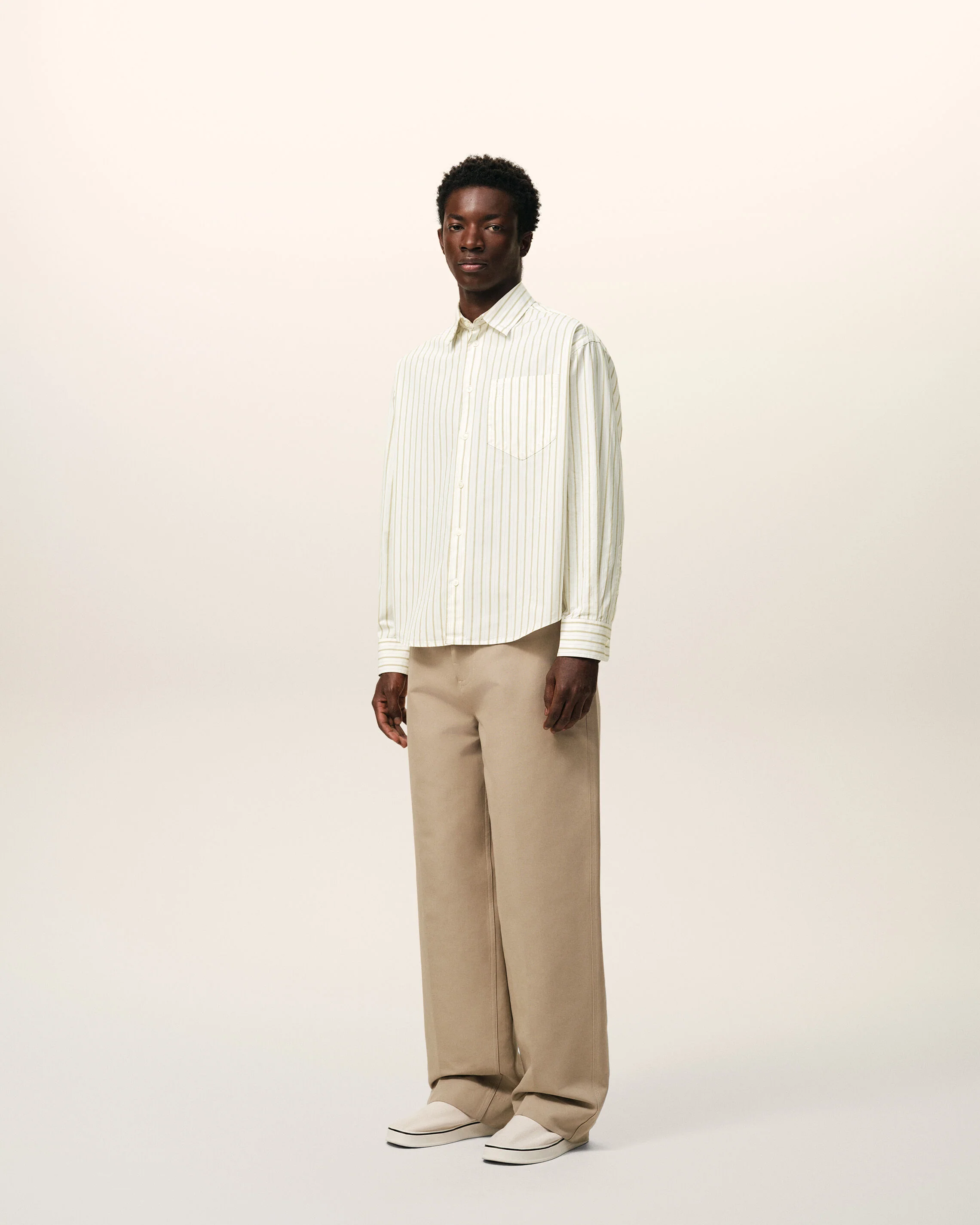 AMI PARIS de Coeur Boxy Fit Shirt in White/Matcha