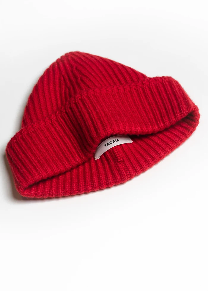 YACAIA Merino/Cashmere Beanie in Red