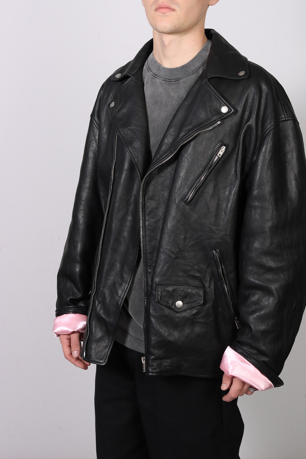 ACNE STUDIOS Vintage Leather Jacket in Black 46