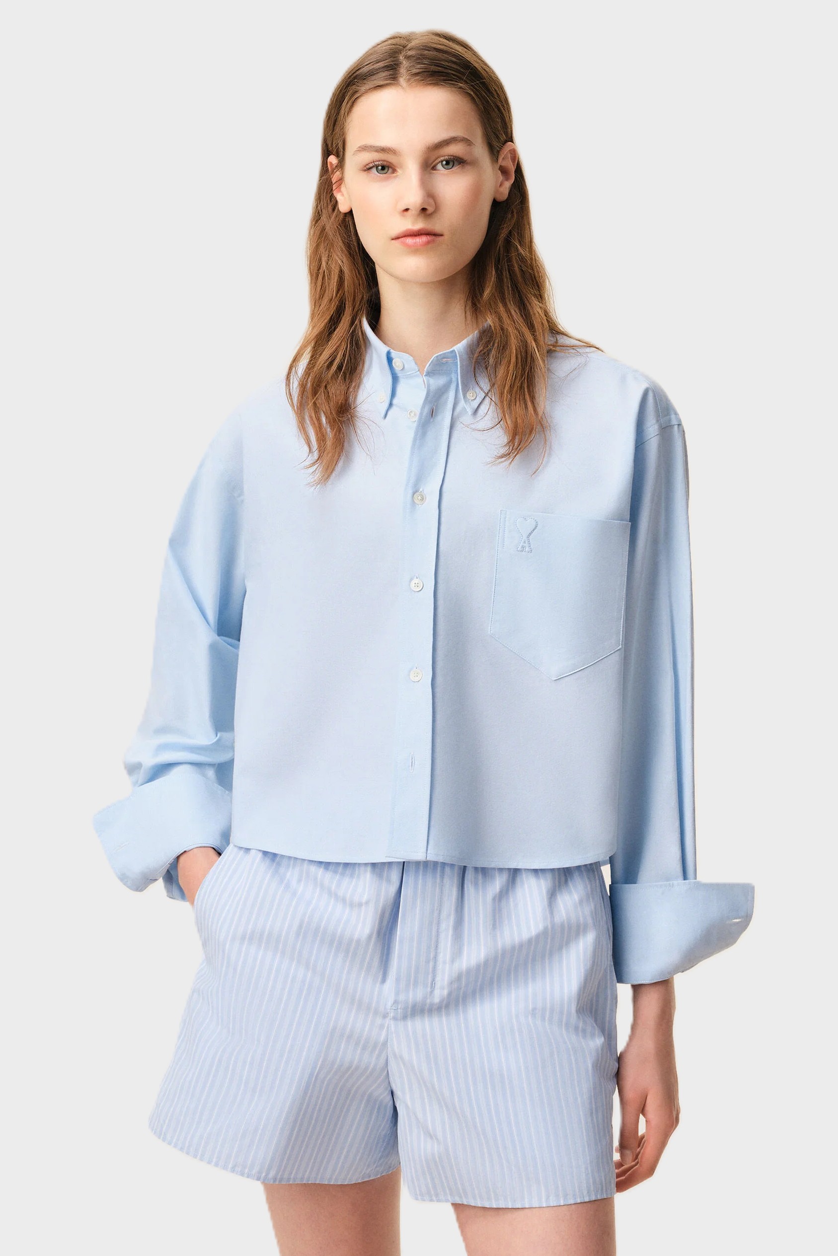 AMI PARIS de Coeur Cropped Oversize Shirt in Sky Blue