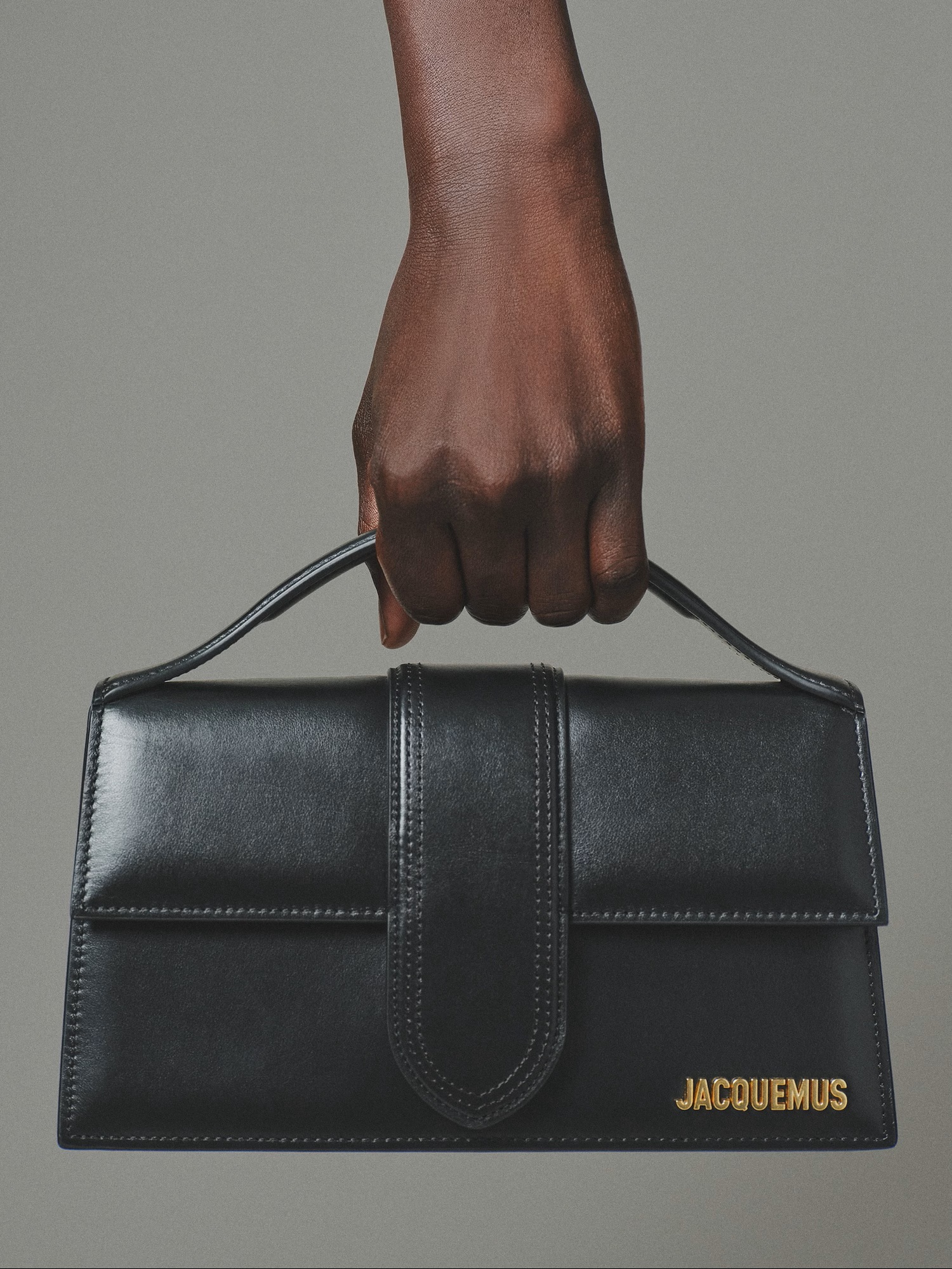 JACQUEMUS The Big Bambino in Black/Gold