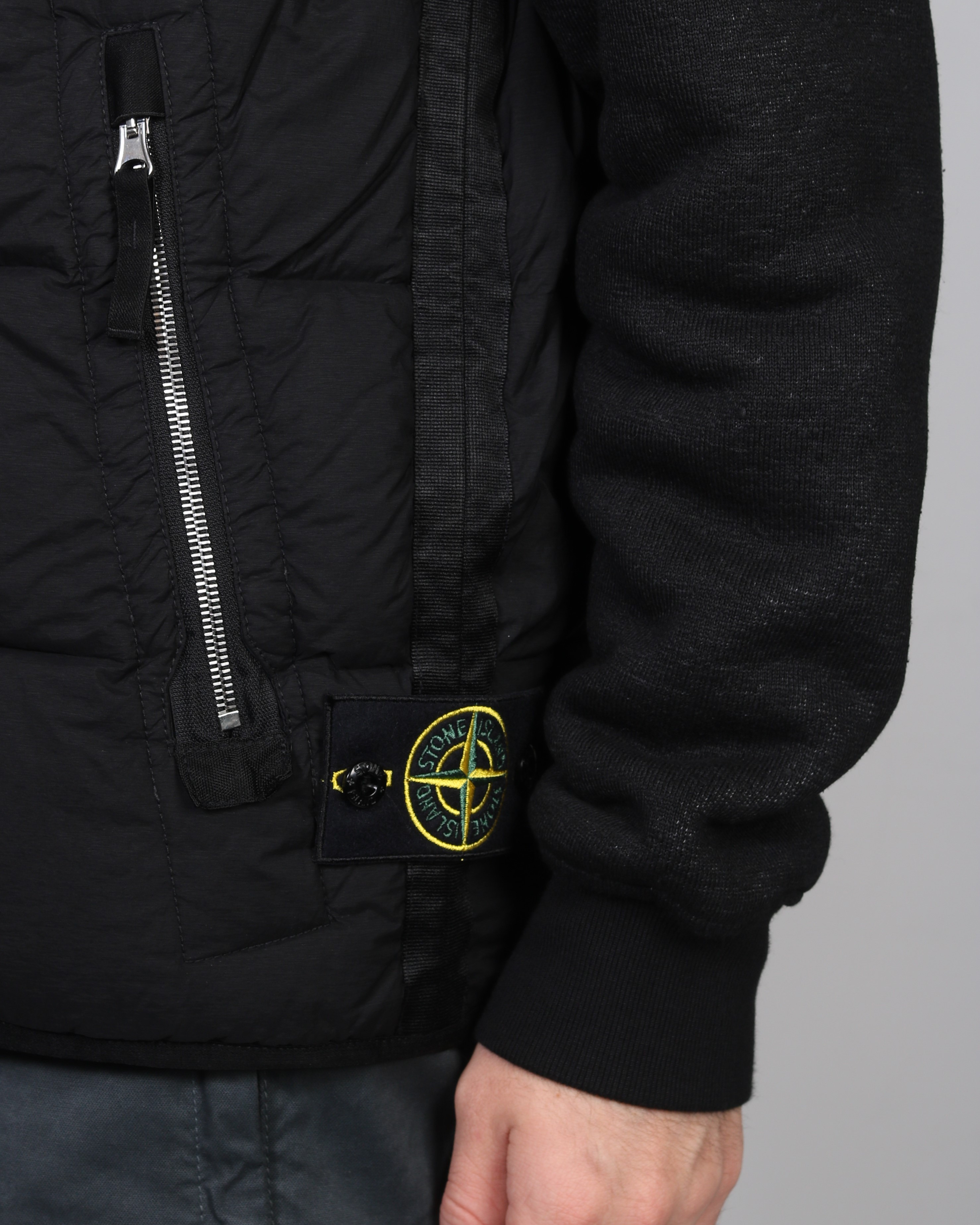 STONE ISLAND Down Vest in Black