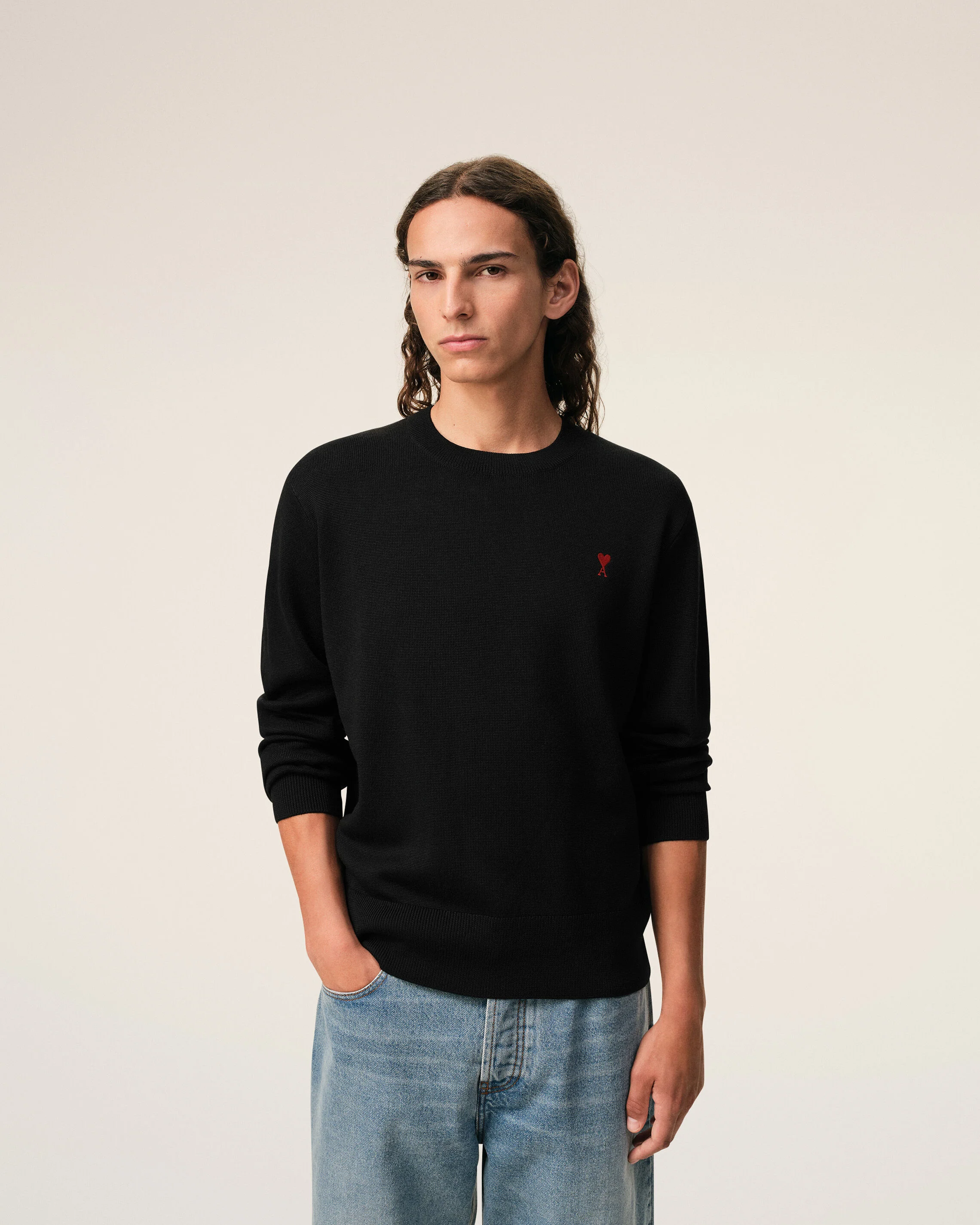 AMI PARIS de Coeur Merino Knit Pullover in Black/Red Logo