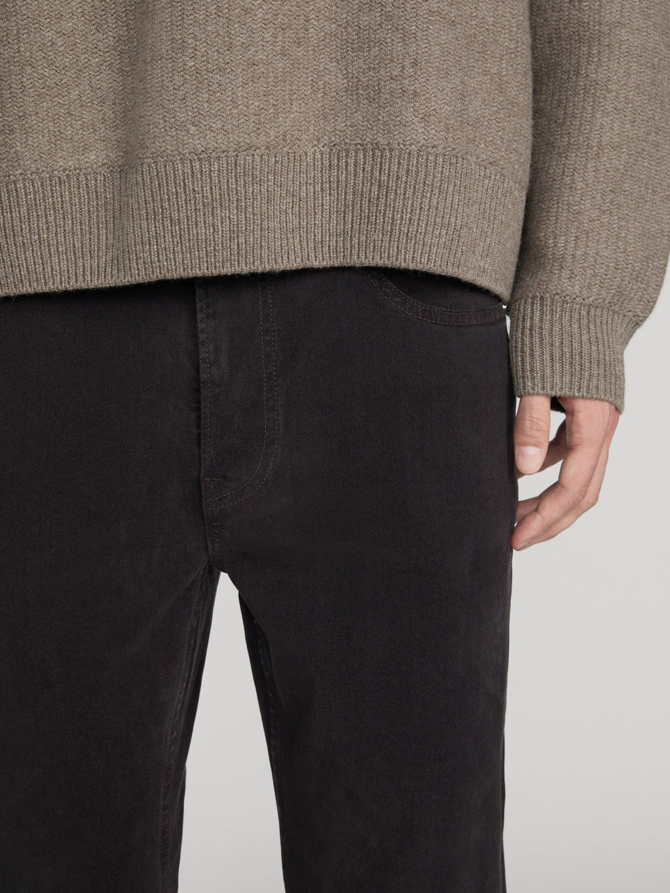 FRAME L'Homme Slim in Brown