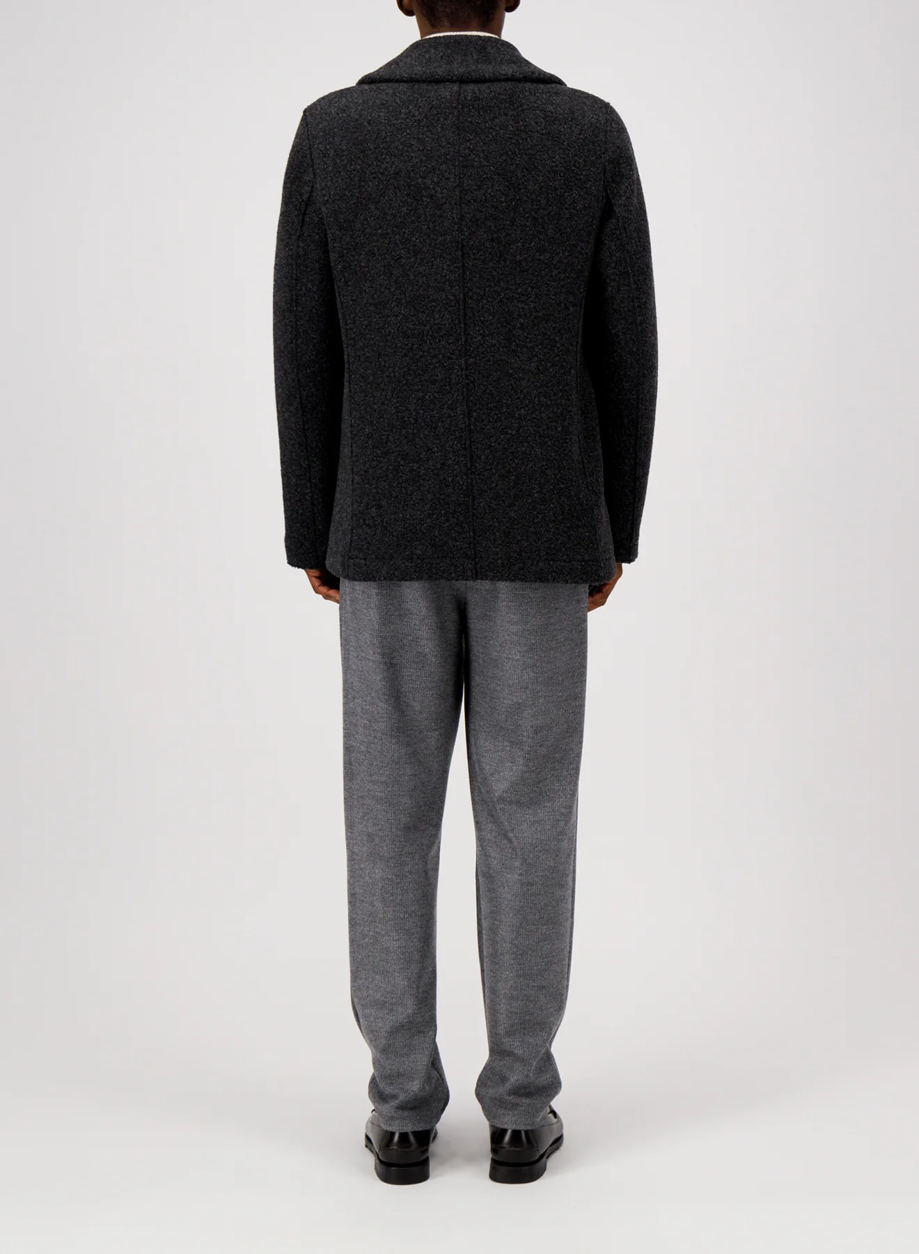 HARRIS WHARF Bouclé Peacoat in Anthracite
