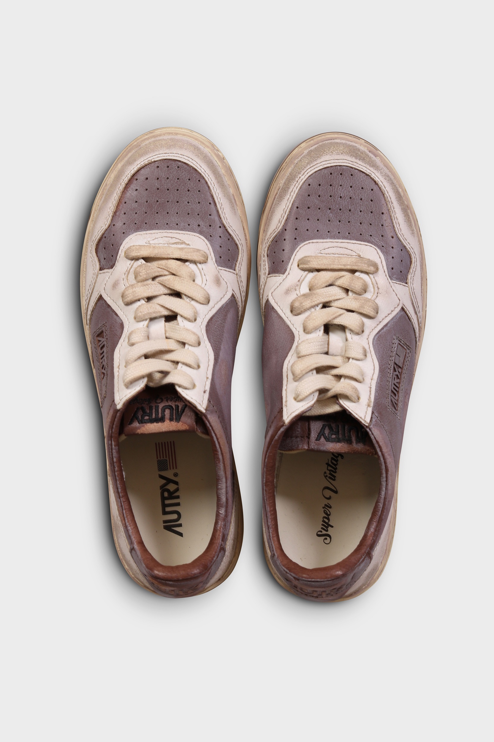 AUTRY ACTION SHOES Super Vintage Low Sneaker Mud/Patrige 47