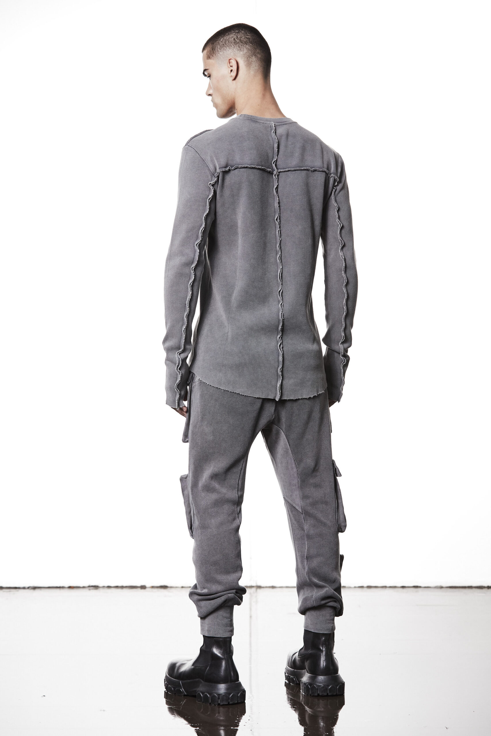 THOM KROM Longsleeve in Used Grey THOM KROM Longsleeve in Used Grey