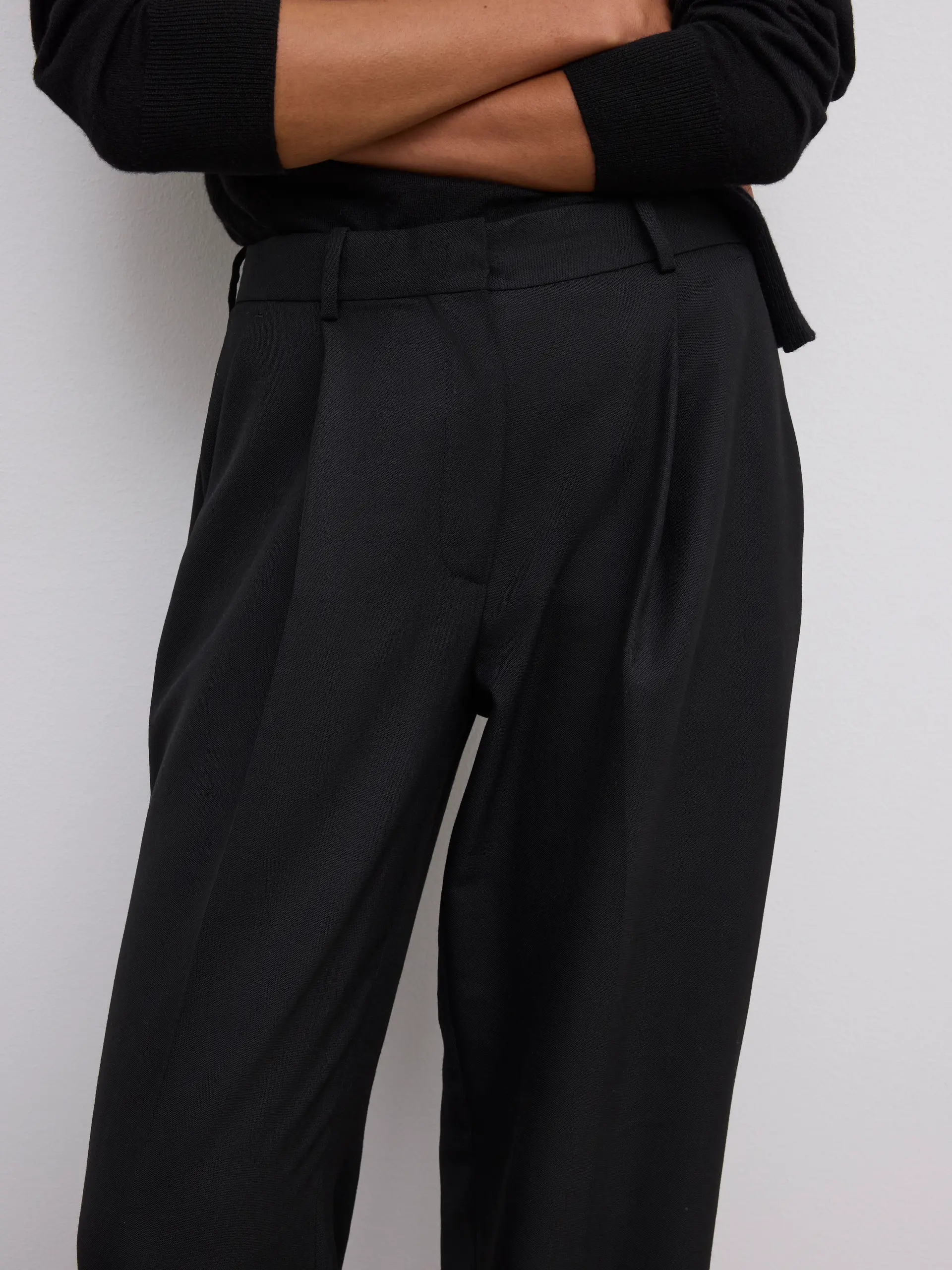 DAGMAR Relaxed Wool Pant in Black