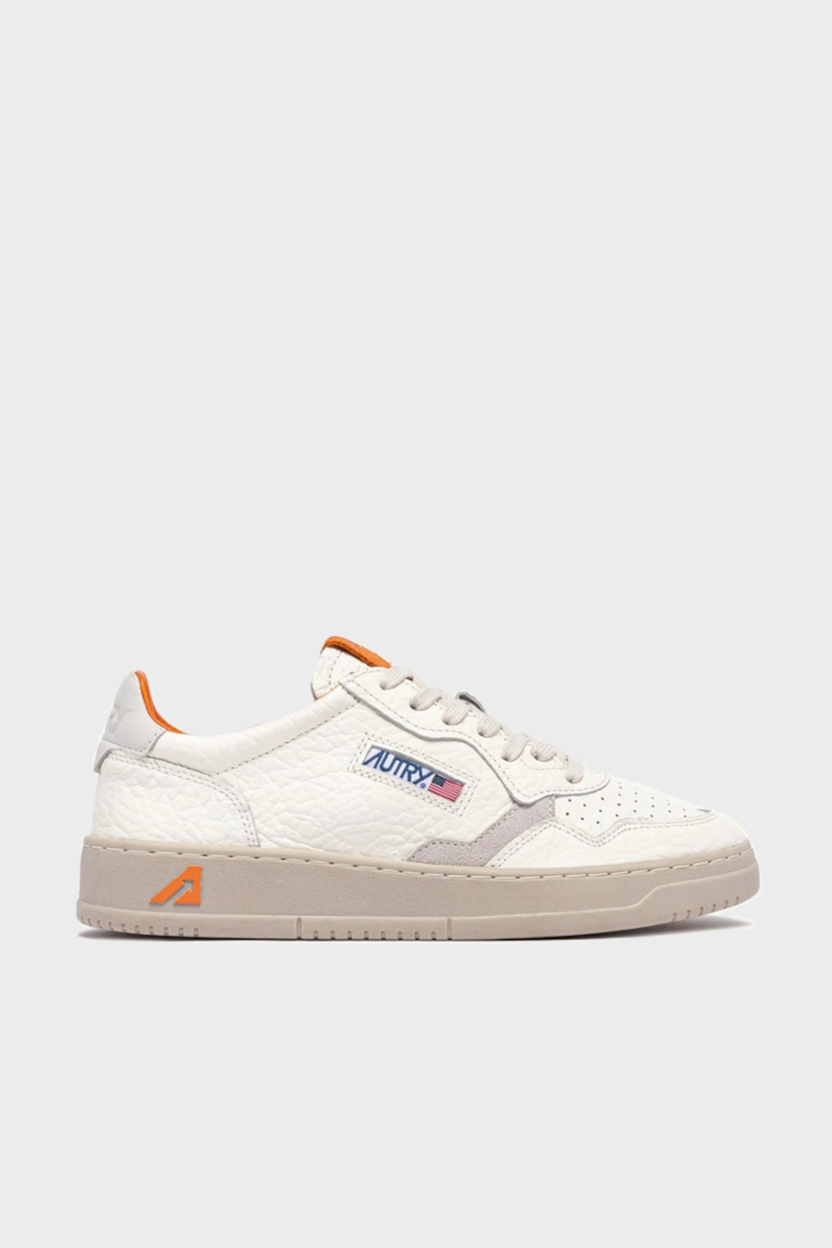 AUTRY ACTION SHOES Medalist Low Sneaker Elefant in White/Orange