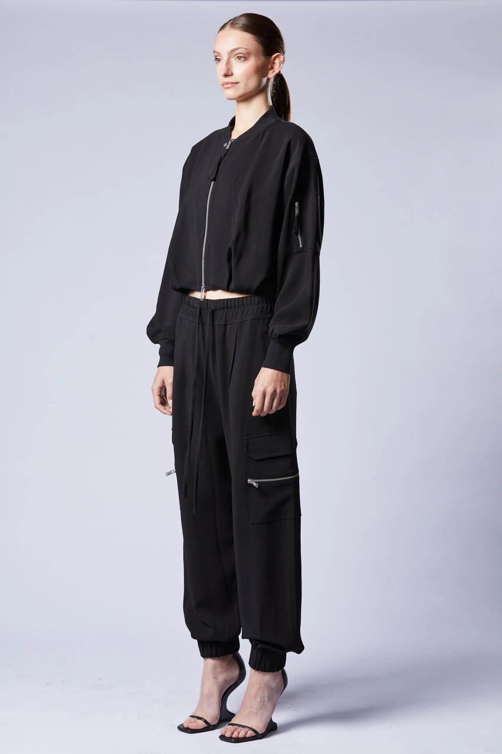 THOM KROM Cropped Bomberjacket in Black M