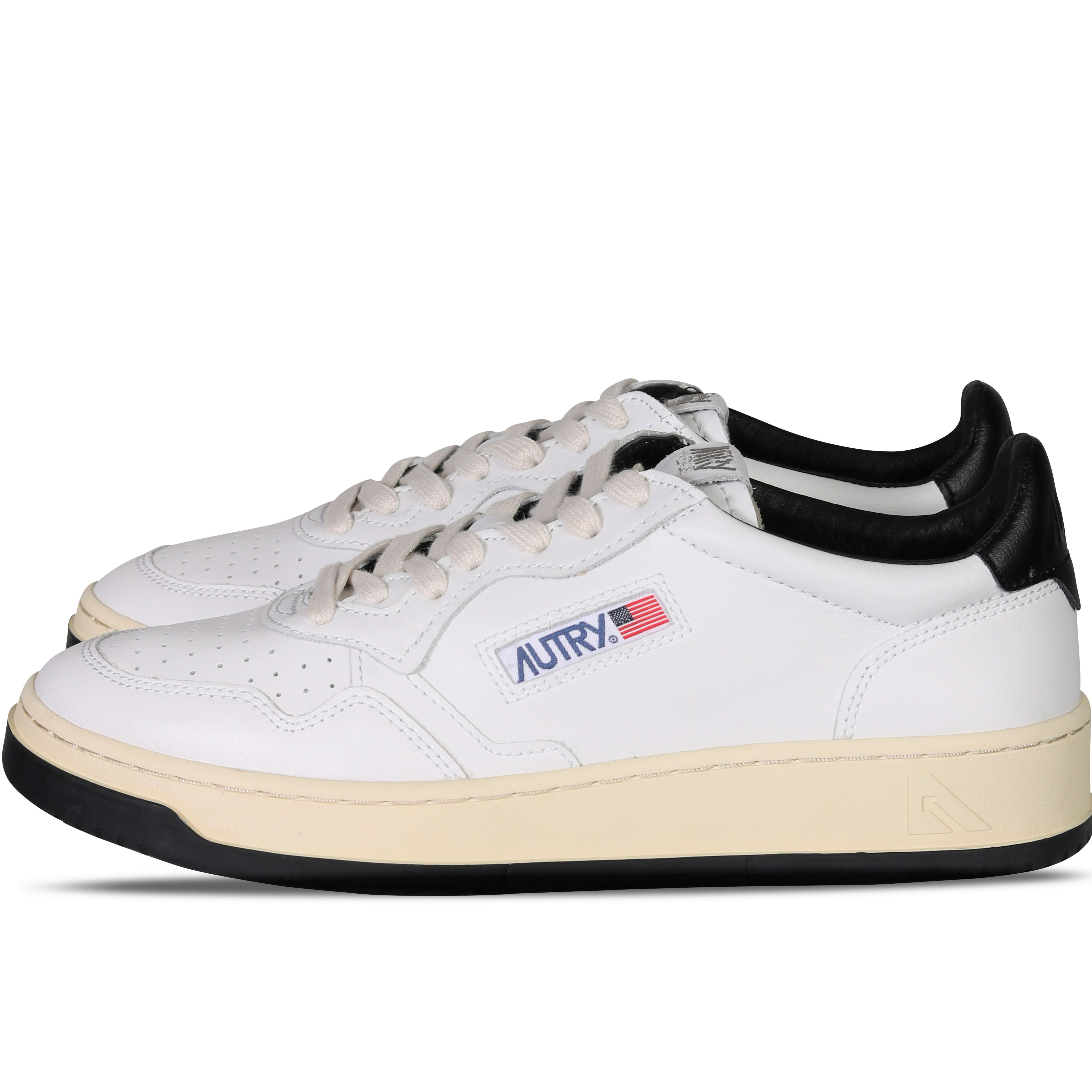 Autry Action Shoes Low in White/Black