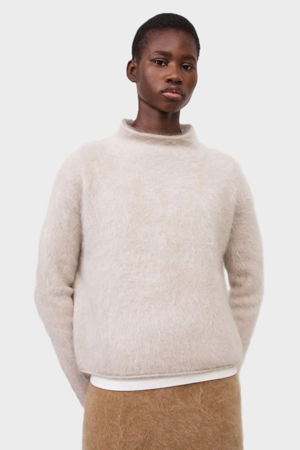 LISA YANG Sandy Brushed Cashmere Sweater in Sand