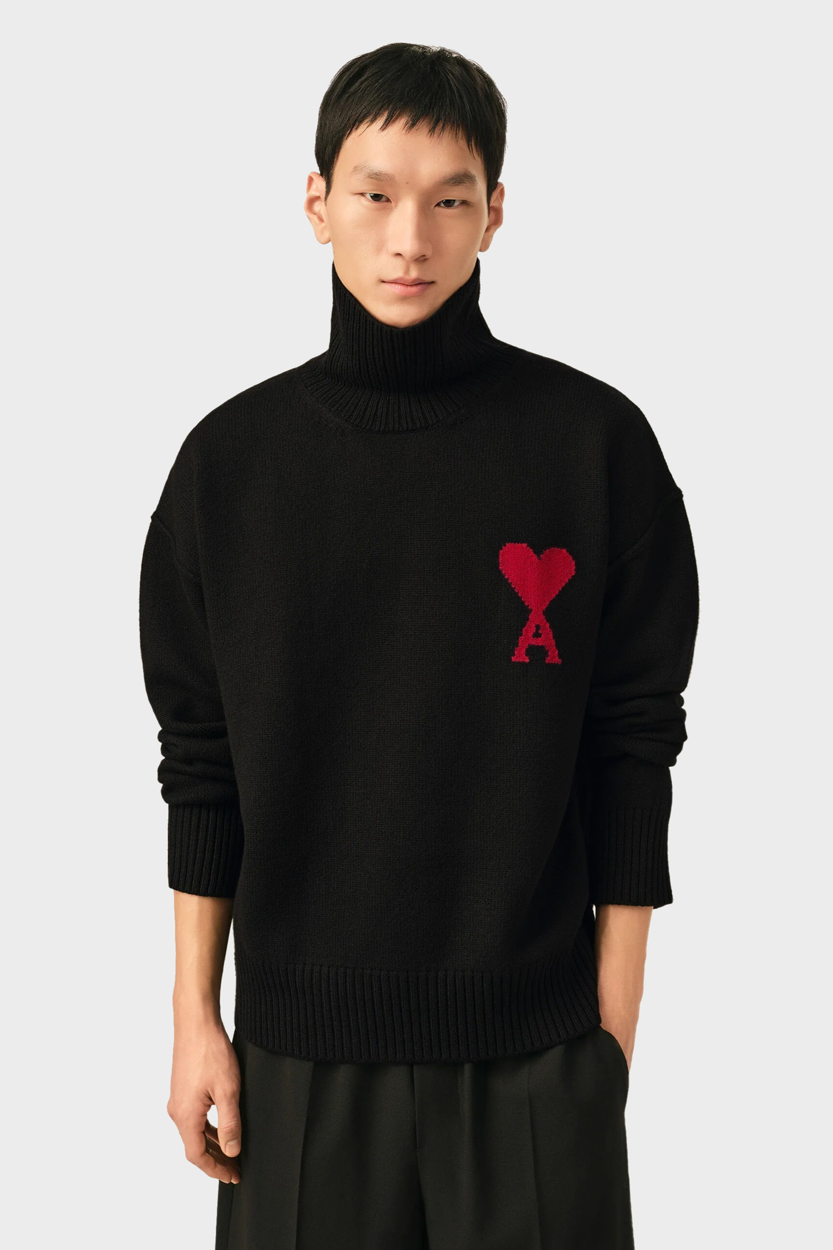 AMI PARIS de Coeur Heavy Knit Turtle Neck Sweater in Black / Red