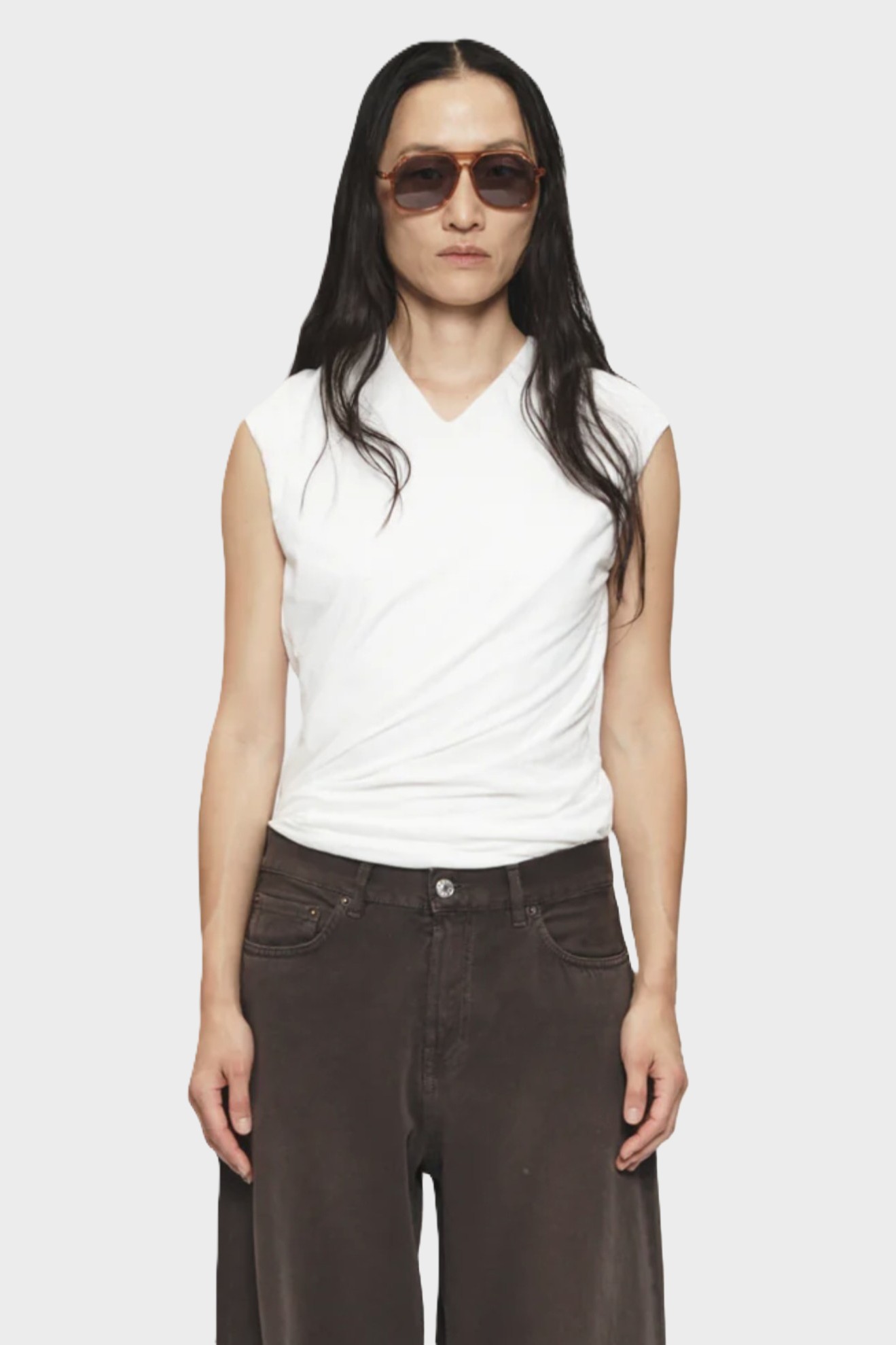 6397 High V-Tank in White