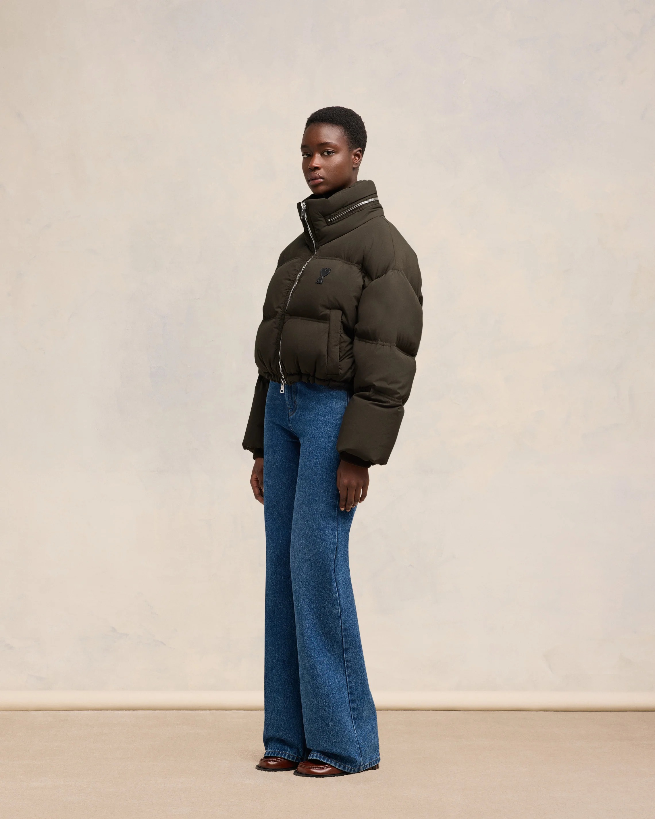 AMI PARIS de Coeur Cropped Down Jacket in Dark Coffee M