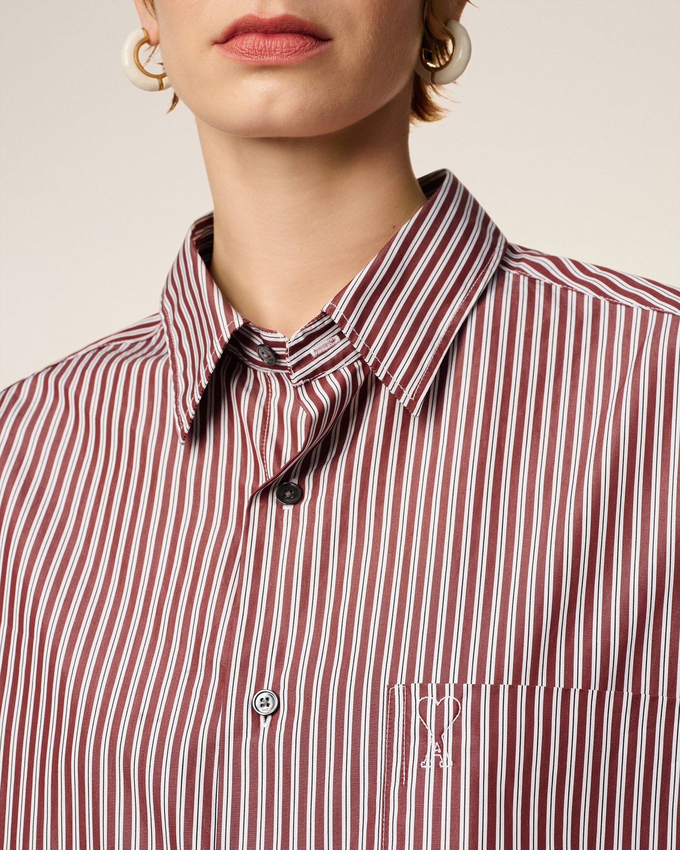 AMI PARIS de Coeur Embossed Boxy Fit Shirt in Cherry/White/Black Stripe