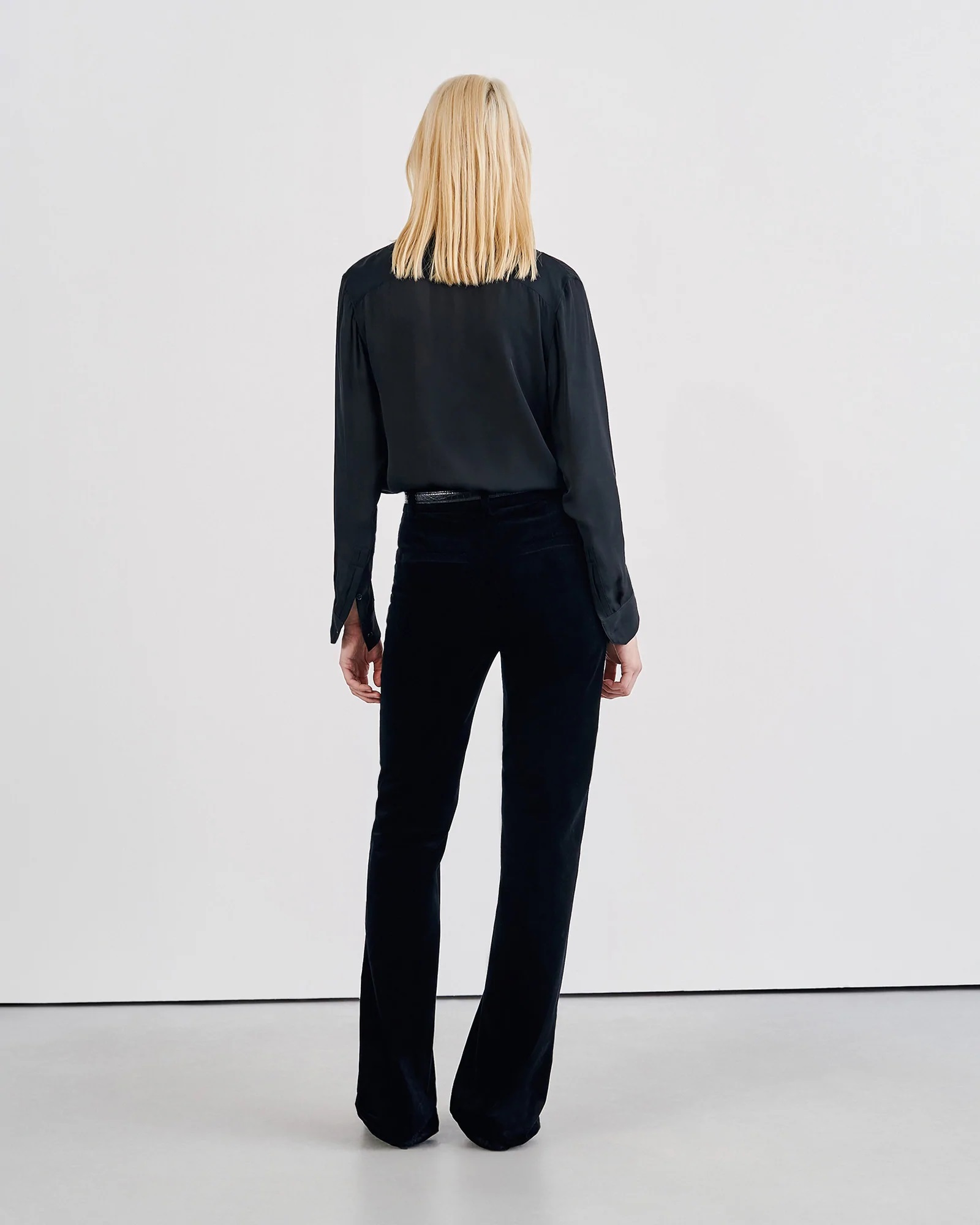 NILI LOTAN Gaia Slim Shirt in Black Silk