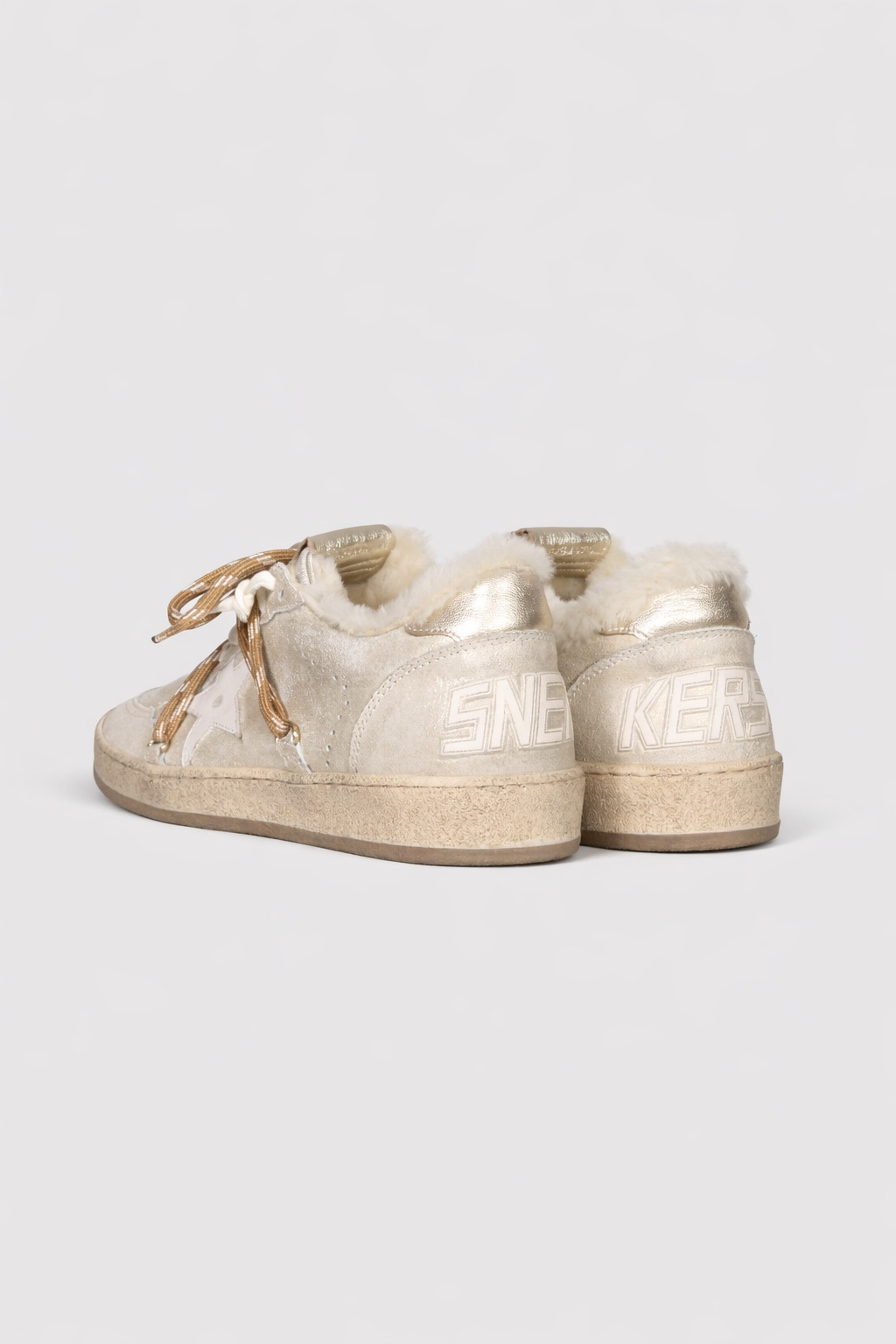 GOLDEN GOOSE Ballstar Shearling in Beige