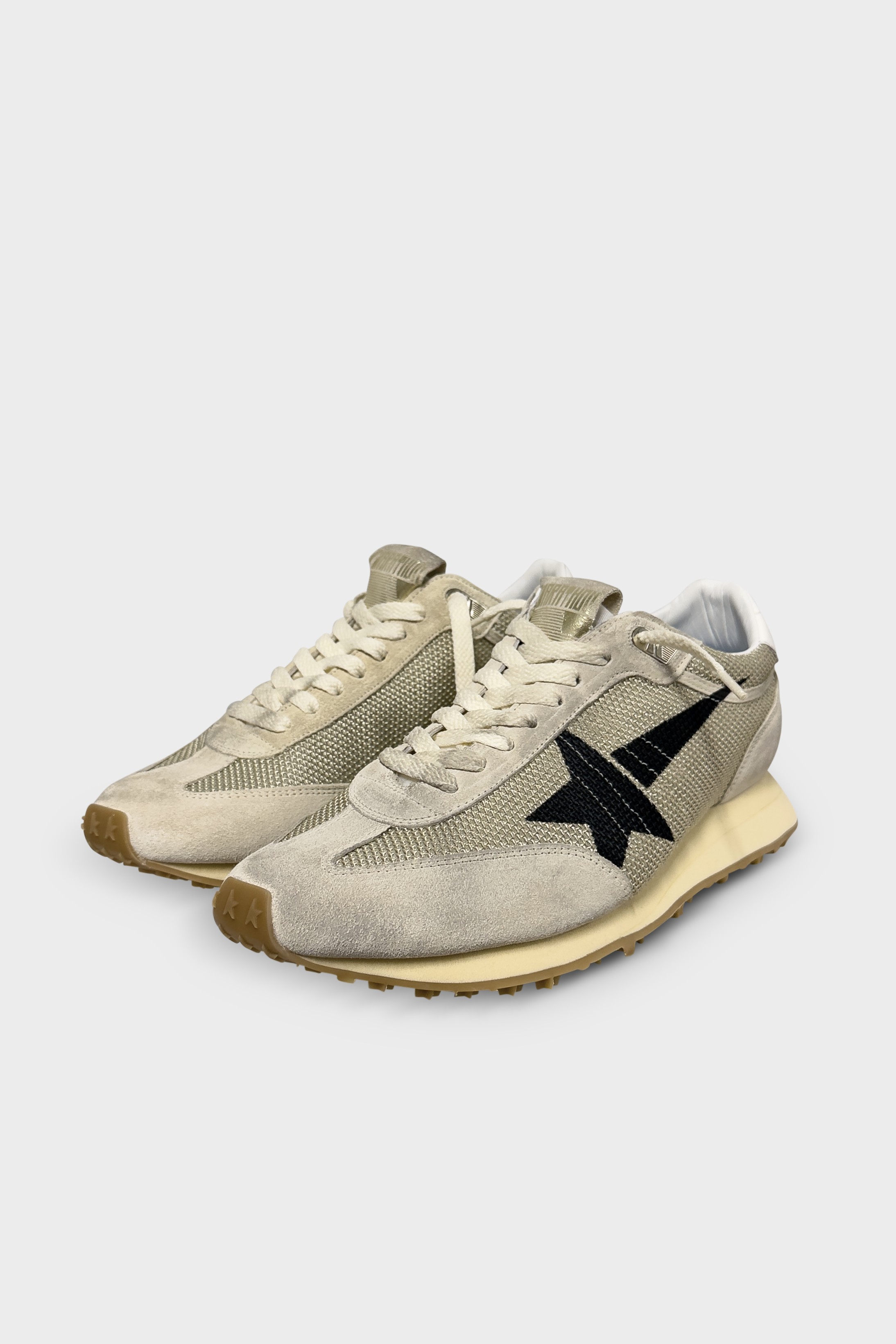 GOLDEN GOOSE Marathon in Beige/Black