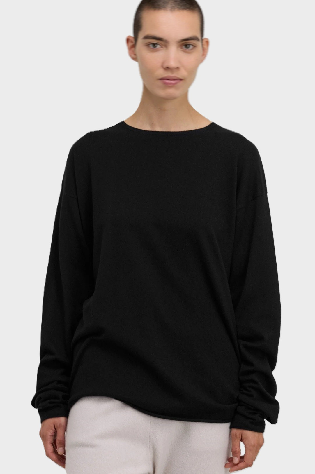 EXTREME CASHMERE N°347 Loose Fit Sweater in Raven