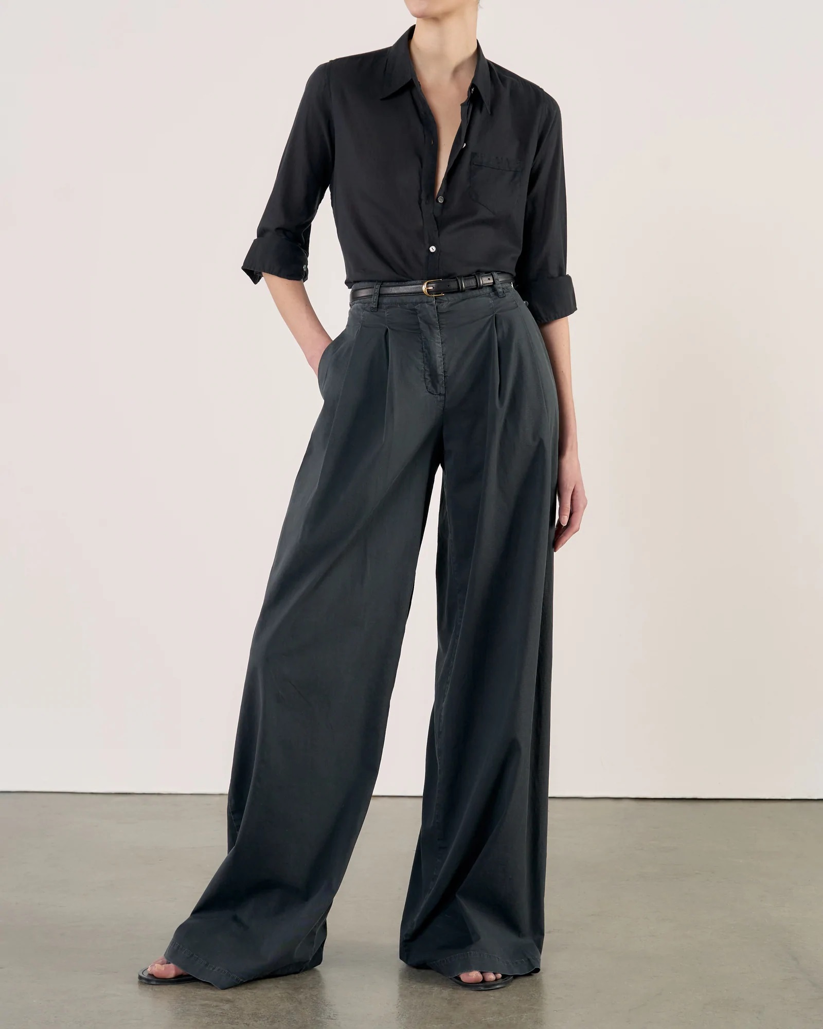 Nili Lotan Cotton Dillon Pant in Carbon L / 6