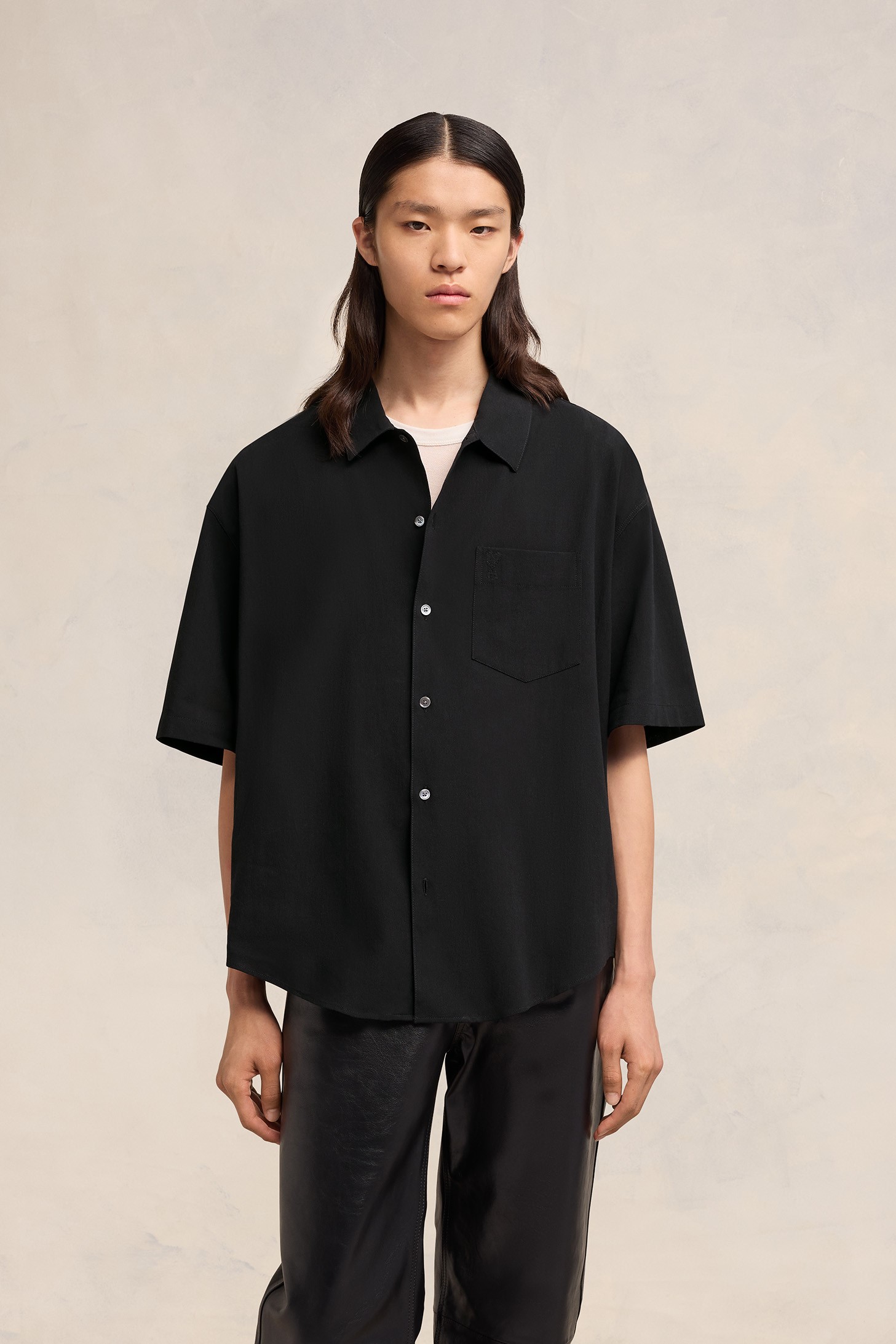 AMI PARIS de Coeur Boxy Fit Cotton Crepe SL Shirt in Black XL
