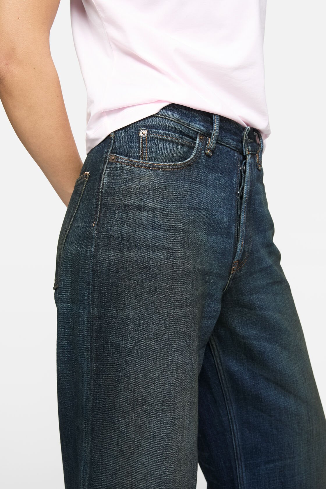 ACNE STUDIOS 1981 U Yoyogi Jeans in Dark Blue
