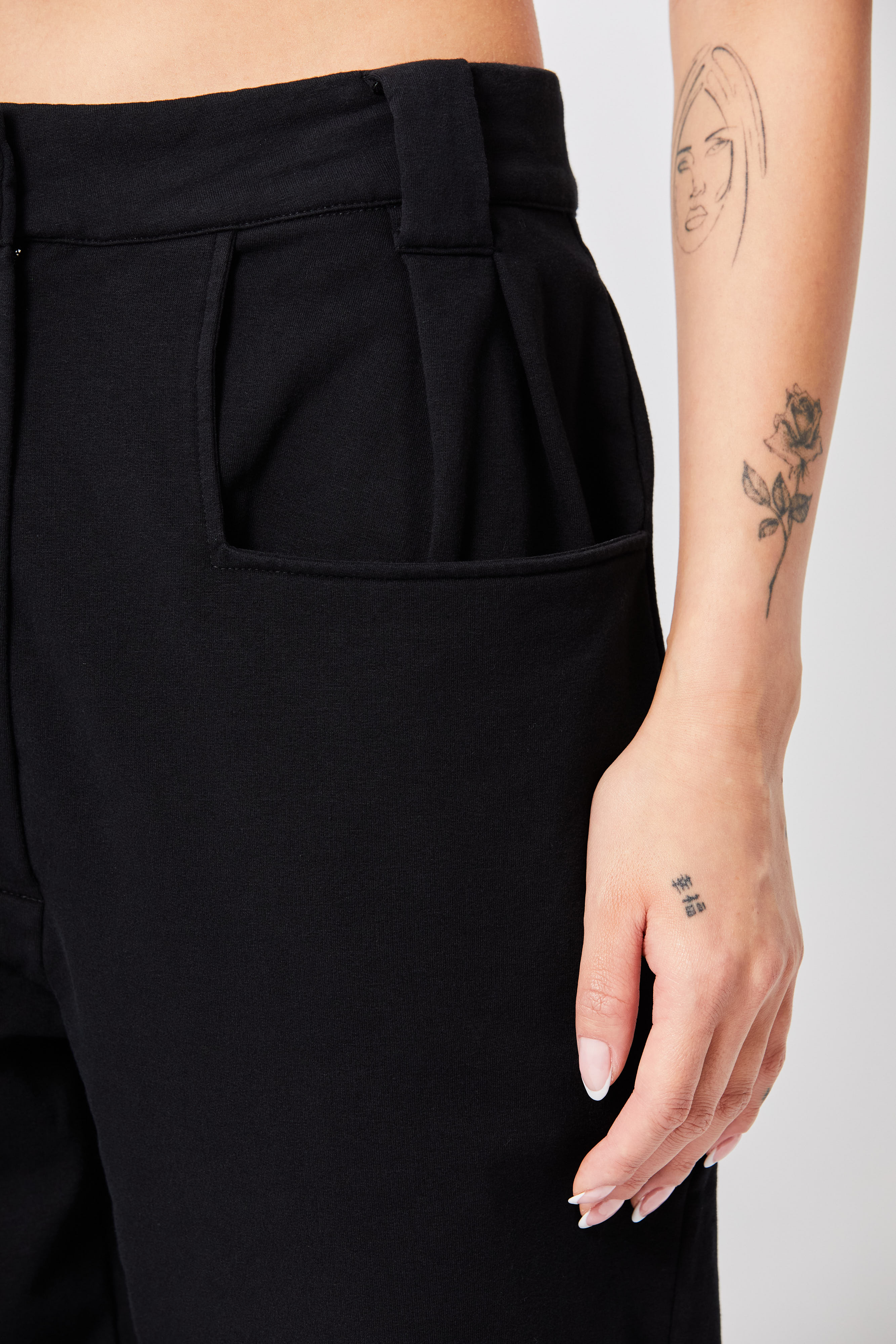 Thom Krom Sweatpant in Black M
