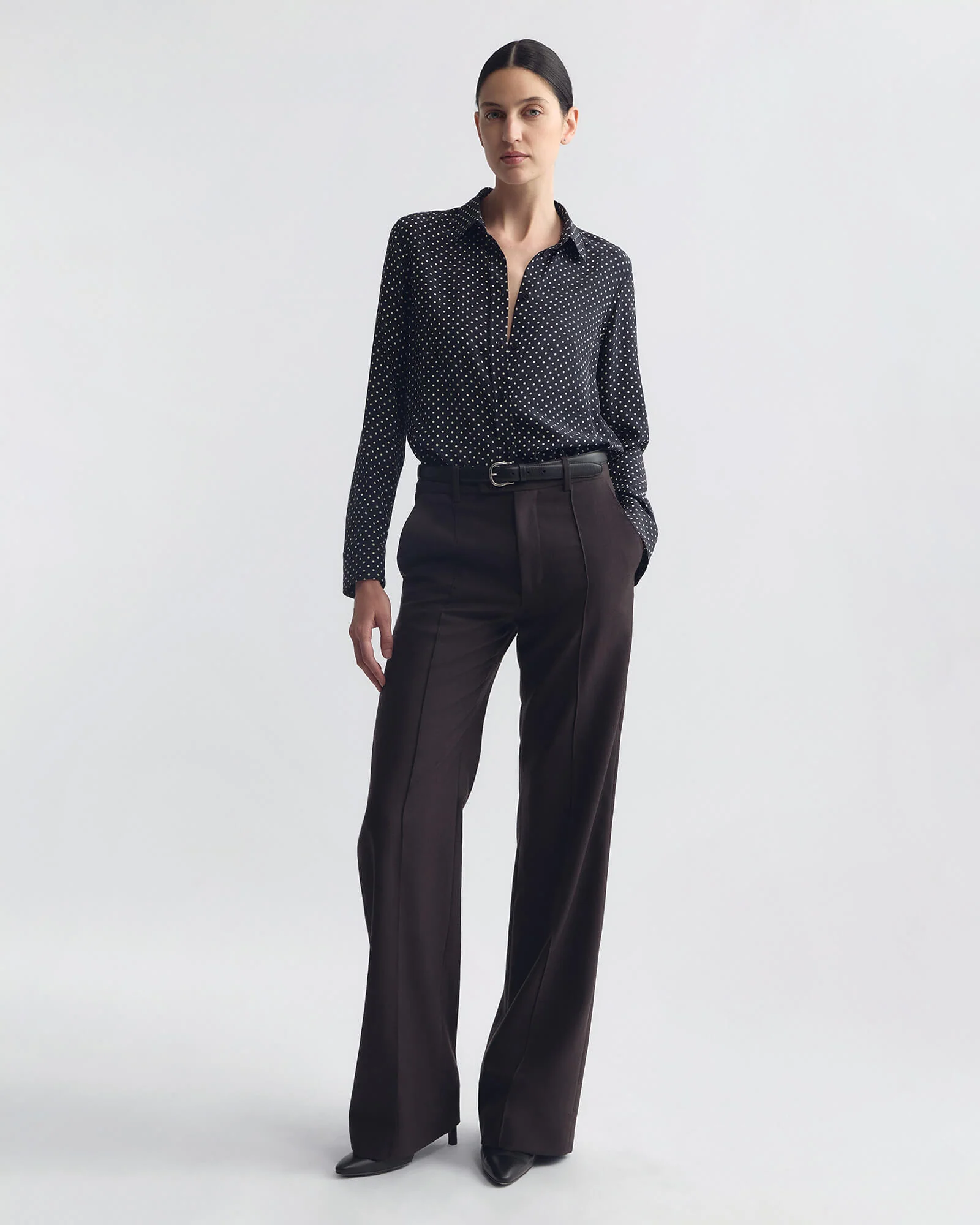 NILI LOTAN Gaia Silk Slim Shirt in Obsidian / Ivory Polka Dot