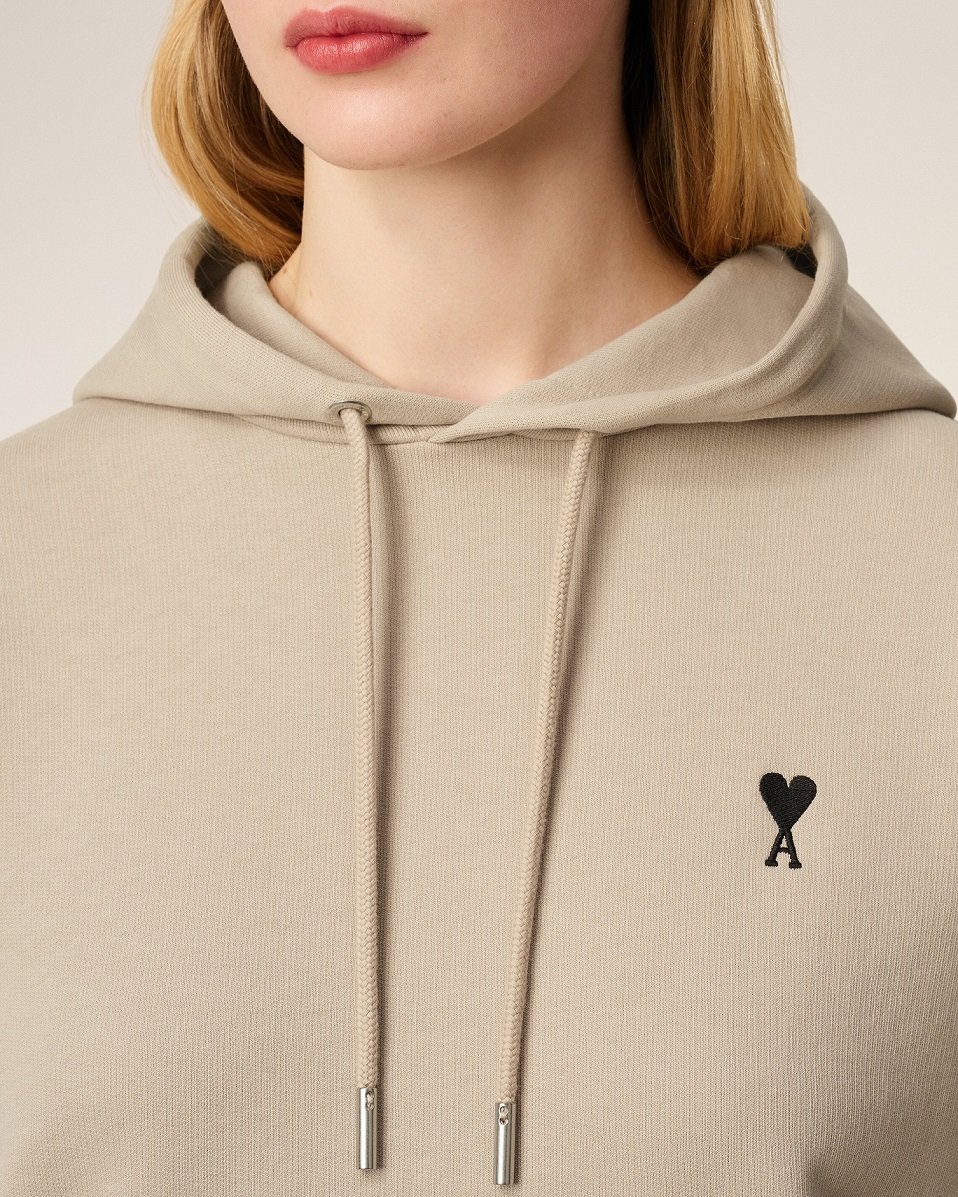 AMI PARIS de Coeur Cropped Sweathoodie in White Coffee