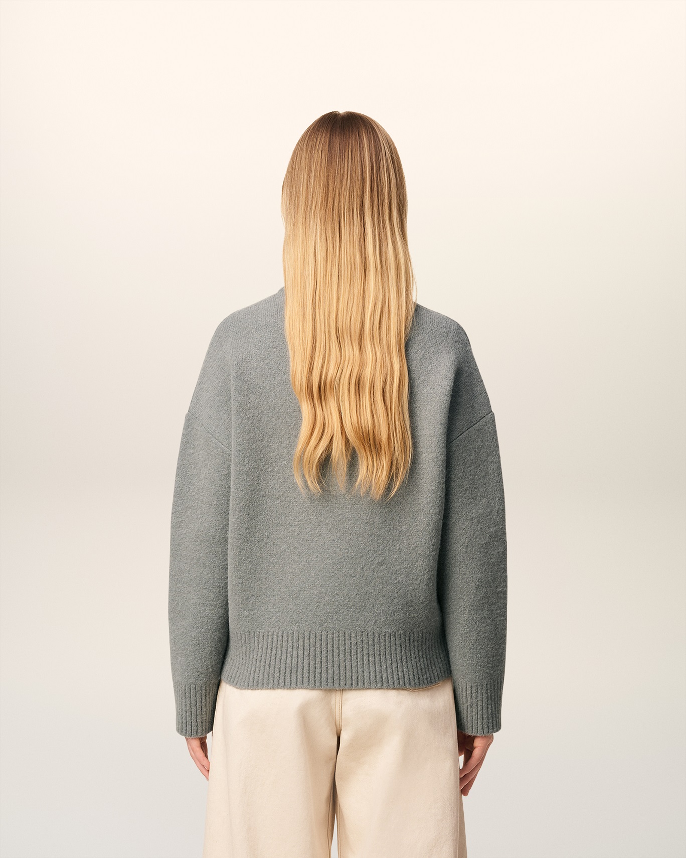 AMI PARIS de Coeur Knit Pullover in Grey/Off White