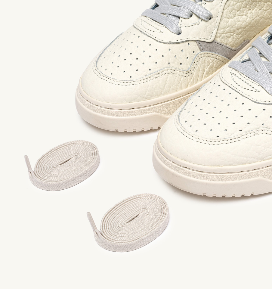 AUTRY ACTION SHOES Medalist Low Sneaker Elephant in Vapor/Blue