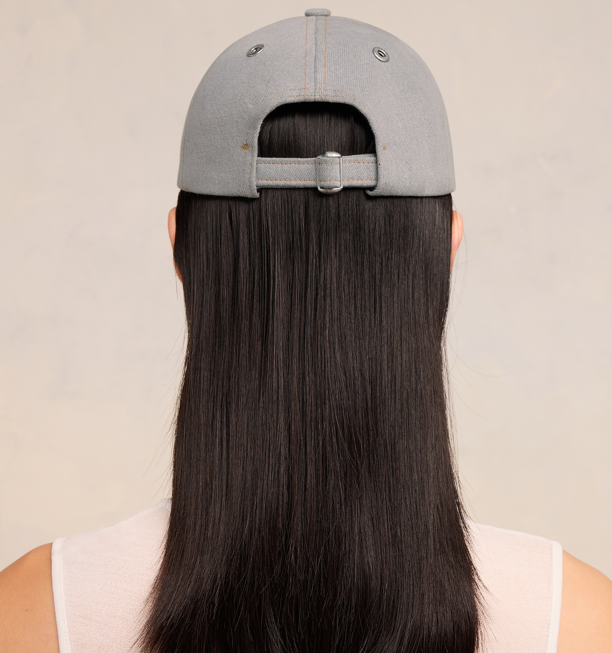AMI PARIS de Coeur Cap in Javel Grey