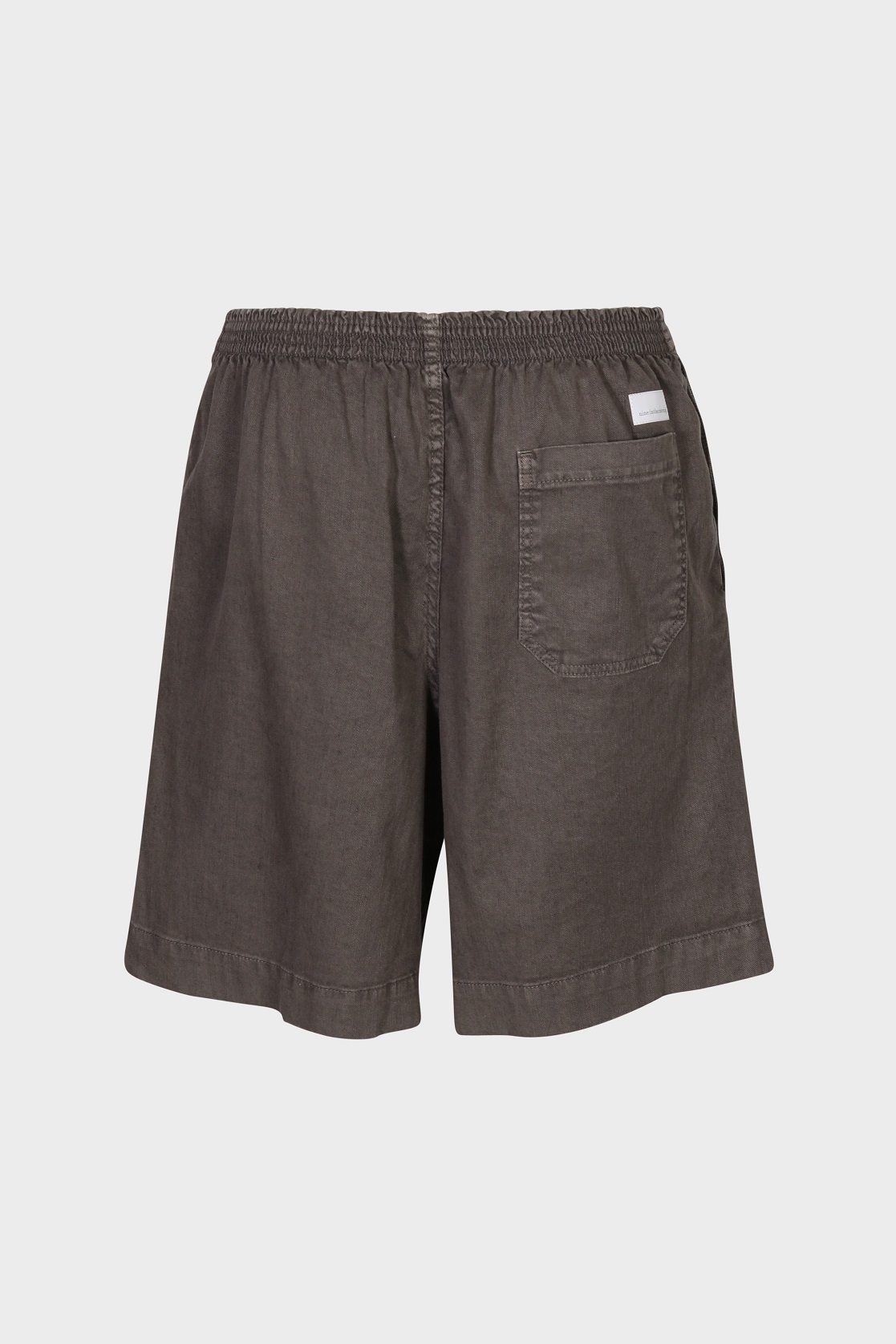 NINE:INTHE:MORNING Otto Bermuda in Taupe NINE:INTHE:MORNING Bermuda in Taupe 54