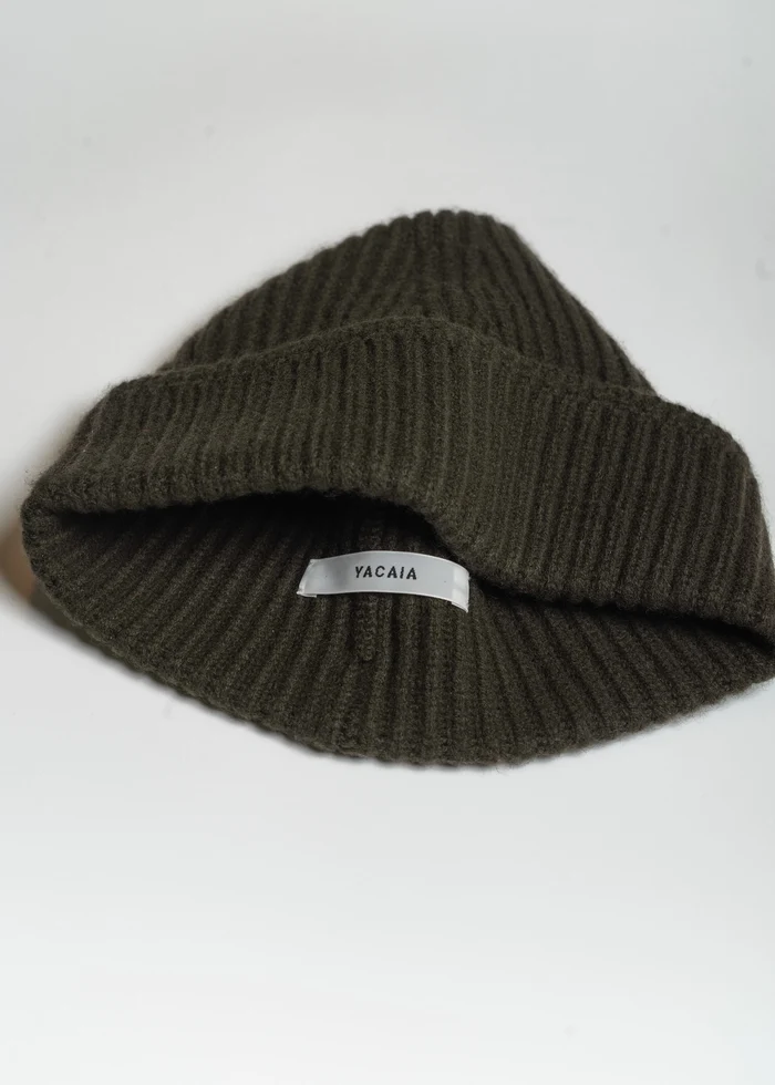 YACAIA Merino/Cashmere Beanie in Dark Green