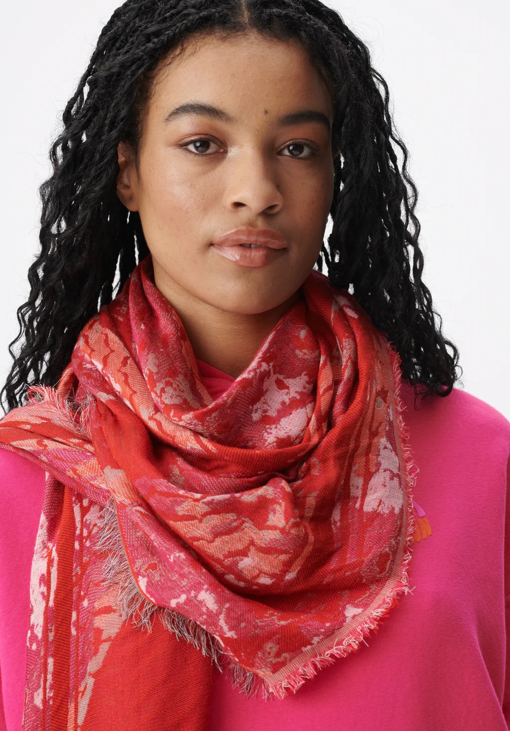 LALA BERLIN Scarf Amalin in Shibori Dragenfruit
