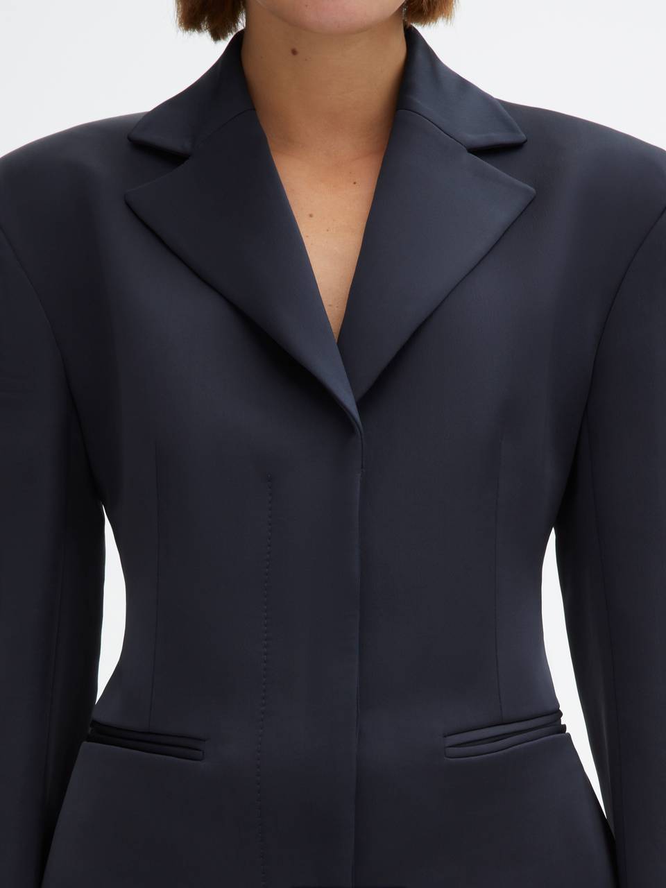 DAGMAR Fitted Blazer in Shiny Dark Navy 34