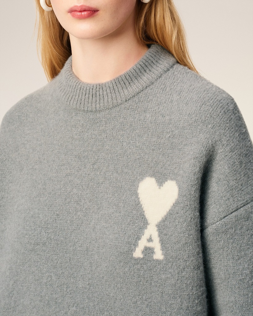 AMI PARIS de Coeur Knit Pullover in Grey/Off White