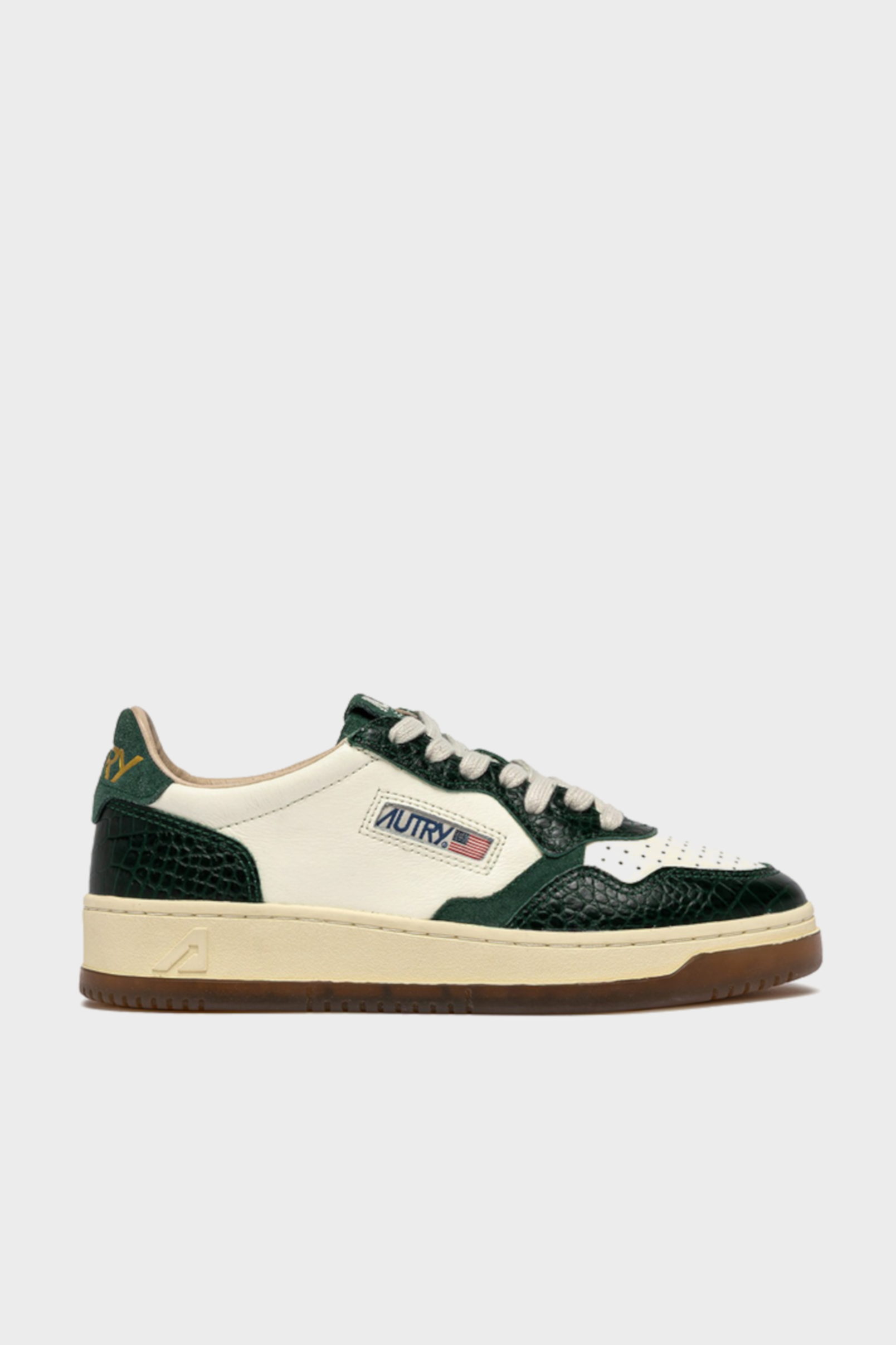 AUTRY ACTION SHOES Medalist Low Sneaker in Creme/Green