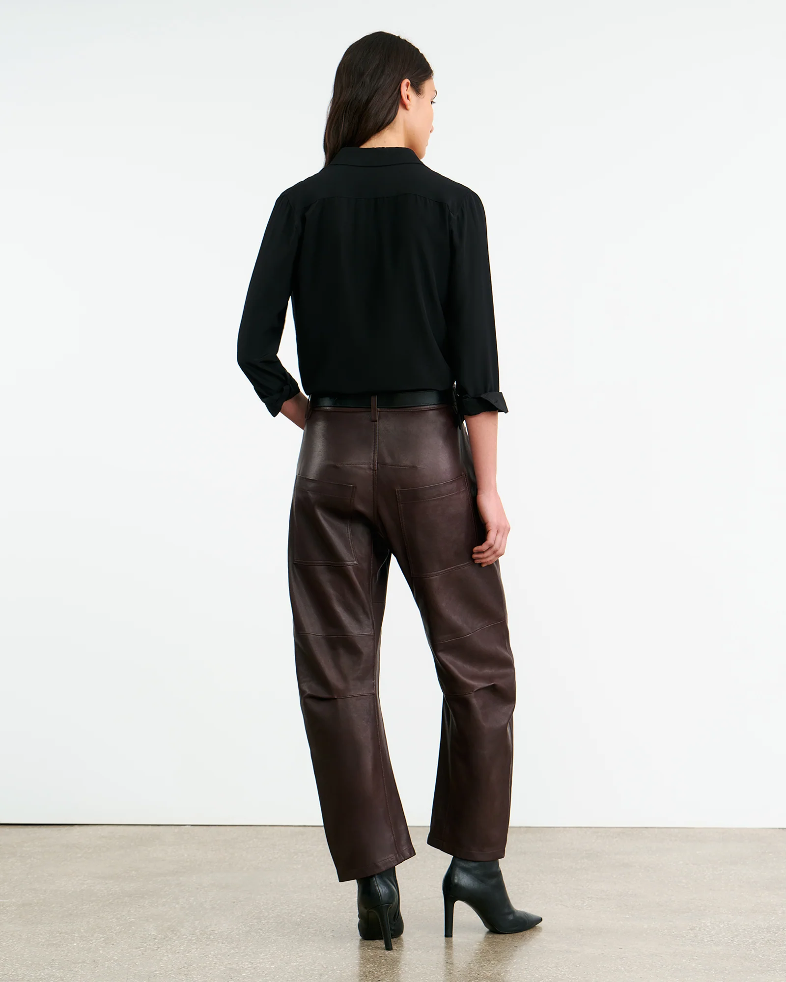 NILI LOTAN Shon Leather Pant in Dark Brown
