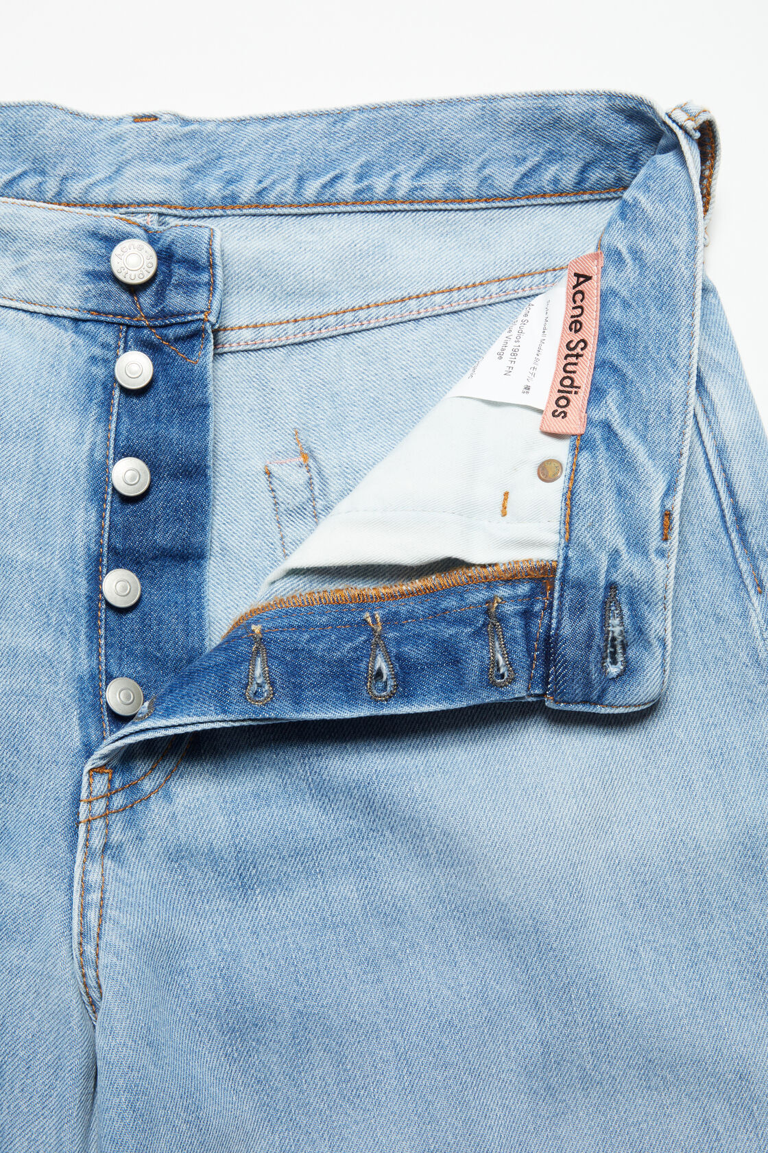 ACNE STUDIOS 1981M Jeans in Light Blue Vintage 54