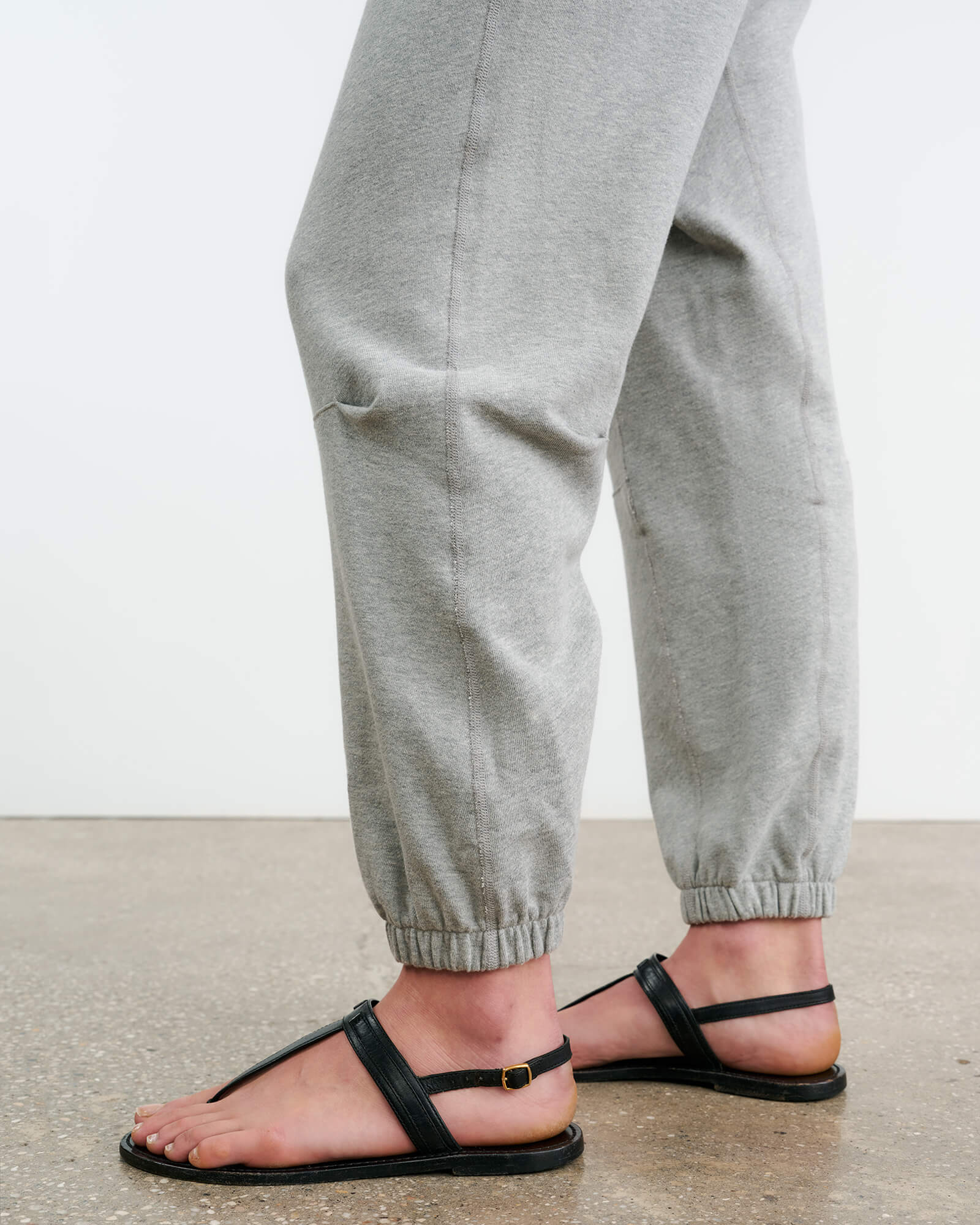 NILI LOTAN Dulce Sweatpant in Heather Grey L